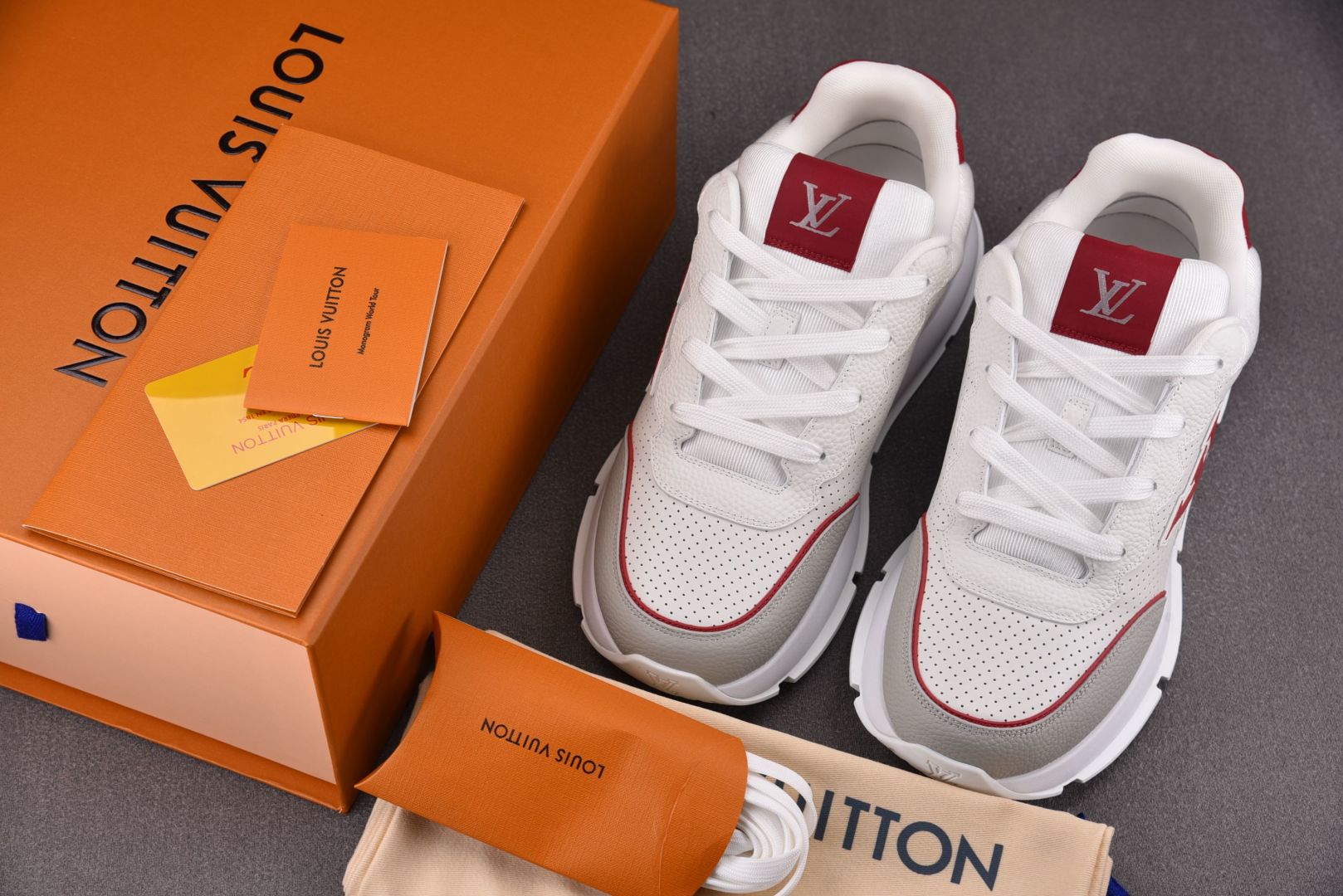 LV 尺码39-46

纯原版出品-LOUIS VUITTON 2025 Classic White R