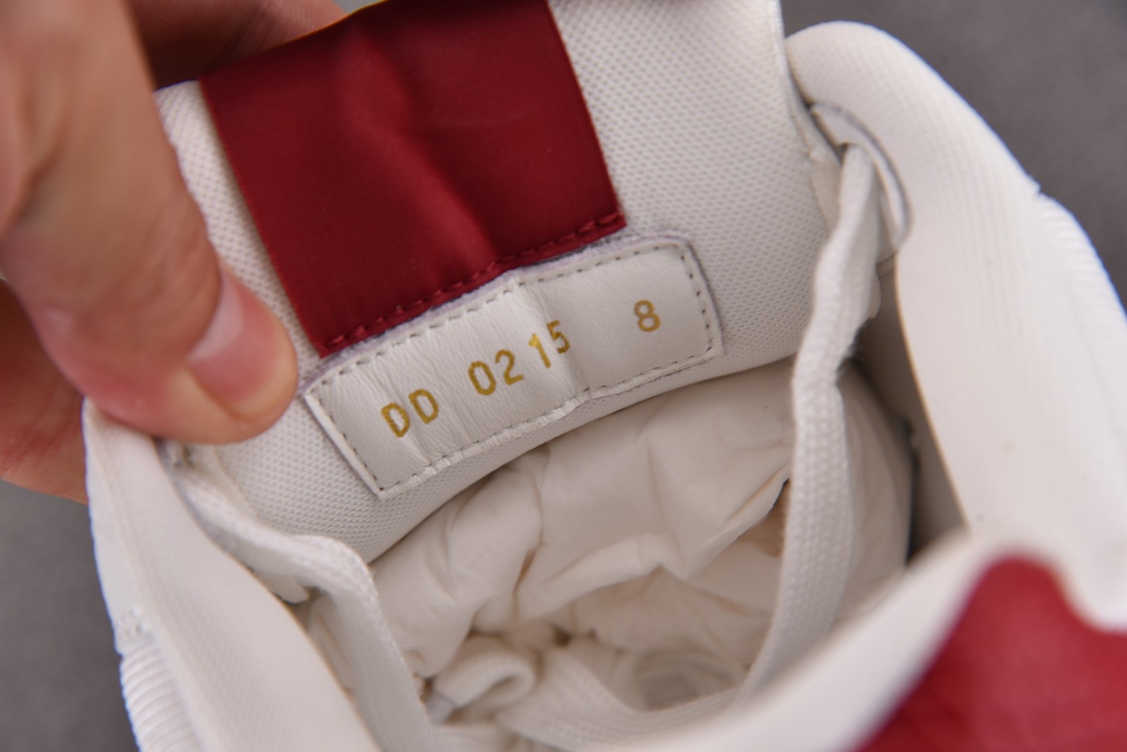 LV 尺码39-46

纯原版出品-LOUIS VUITTON 2025 Classic White R