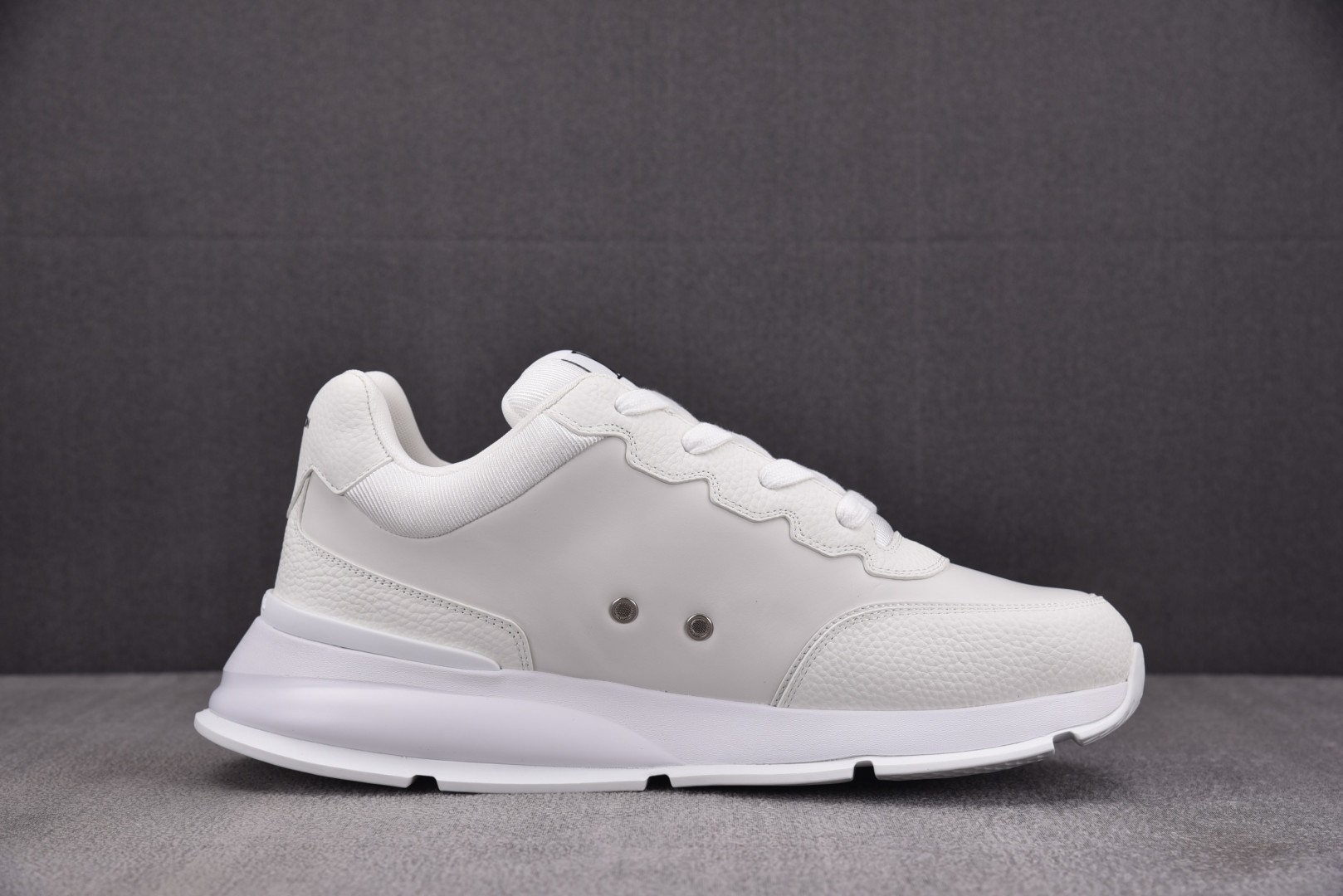 LV 尺码39-46

纯原版出品-LOUIS VUITTON 2025 Classic White 白