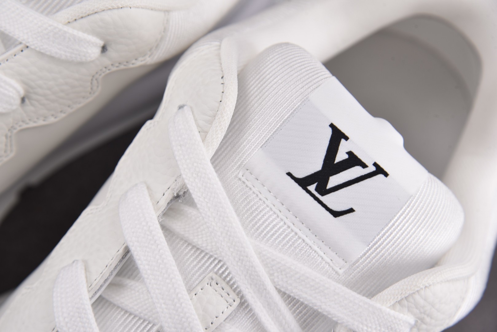 LV 尺码39-46

纯原版出品-LOUIS VUITTON 2025 Classic White 白