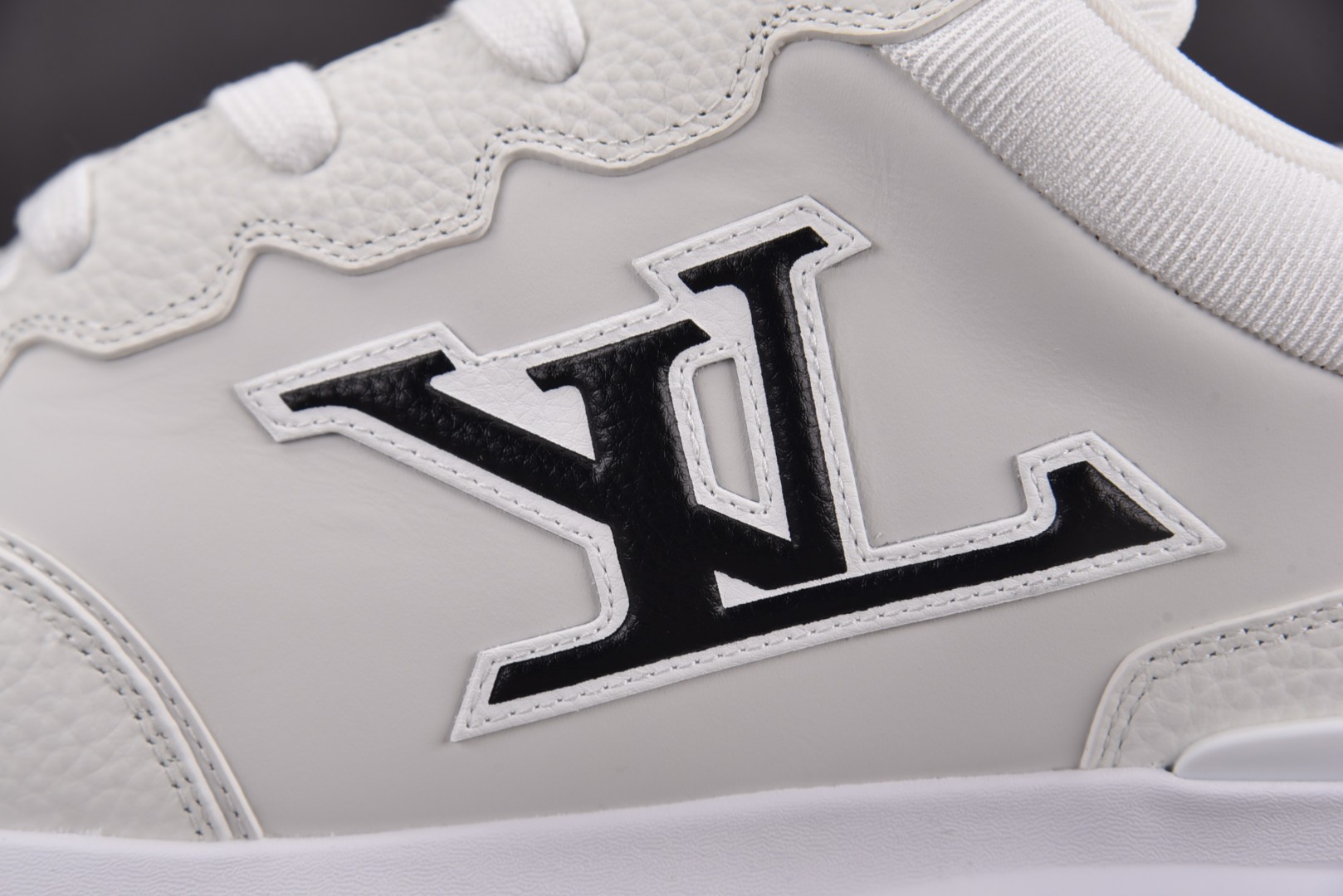 LV 尺码39-46

纯原版出品-LOUIS VUITTON 2025 Classic White 白