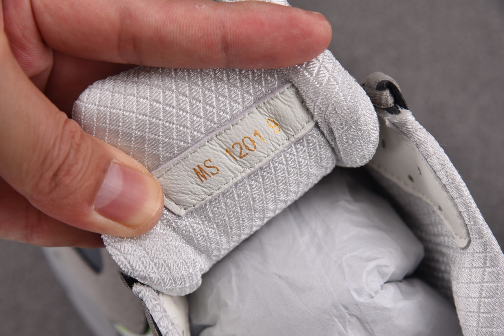 LV 尺码40-46

纯原版出品-LOUIS VUITTON Runner Tatic Grey Gr