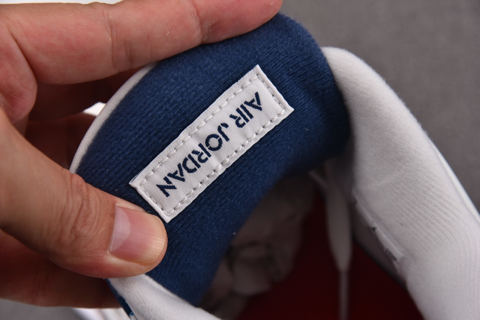 AJ4 尺码40-48.5

纯原版出品-Air Jordan 4 Retro SB Navy 海军蓝 