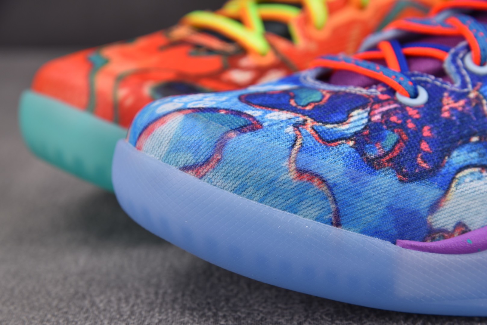 科比 尺码40-48.5

纯原版出品-Kobe 8 Protro 2025 What The Kobe