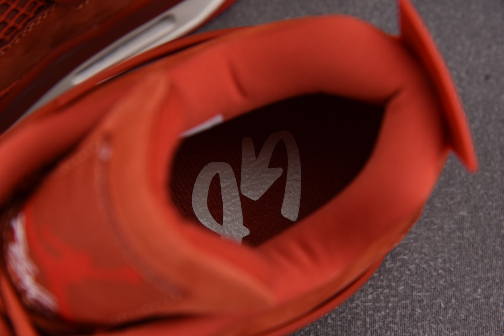 AJ4 尺码36-47.5

纯原版出品-Nigel Sylvester x Air Jordan Ai