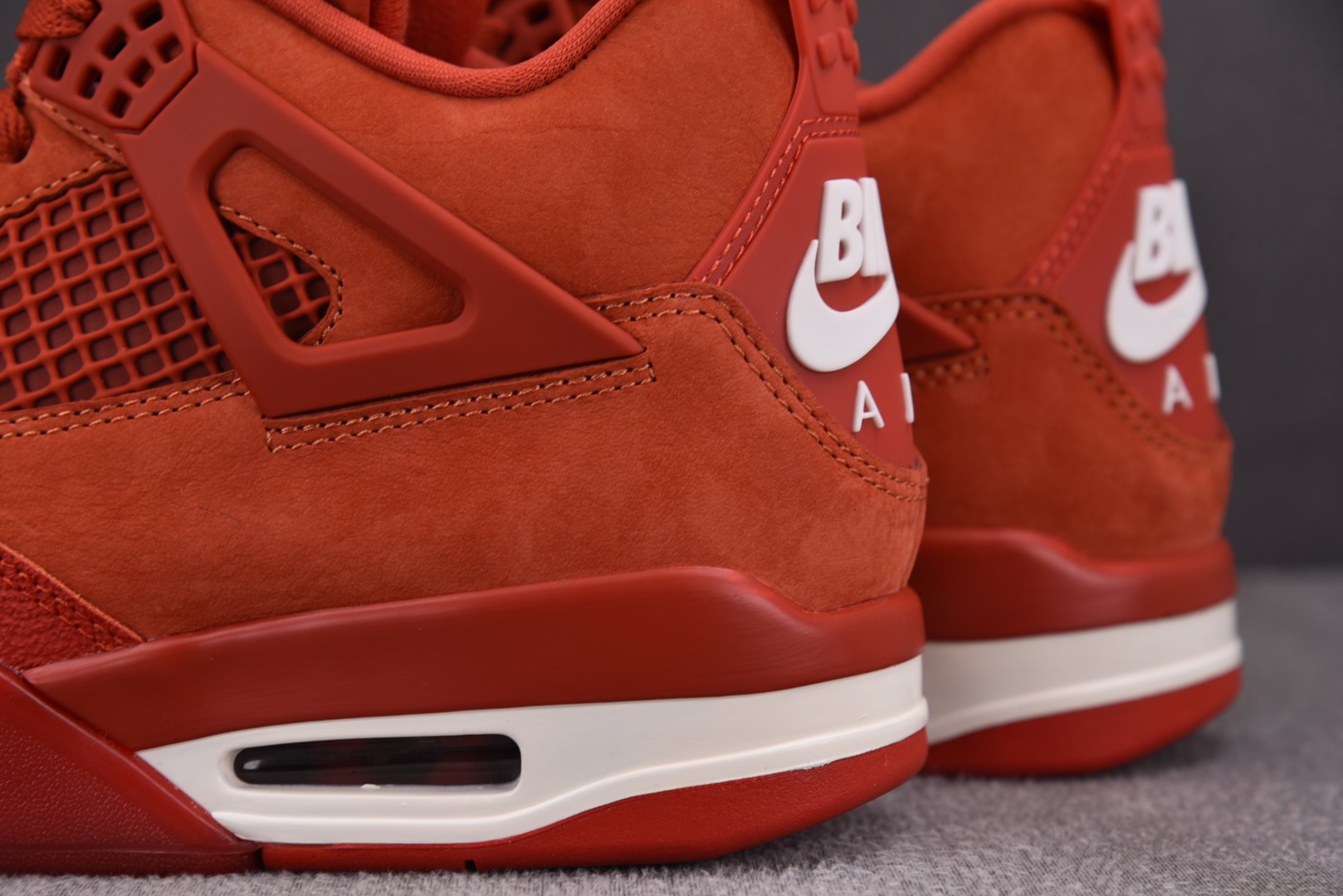 AJ4 尺码36-47.5

纯原版出品-Nigel Sylvester x Air Jordan Ai
