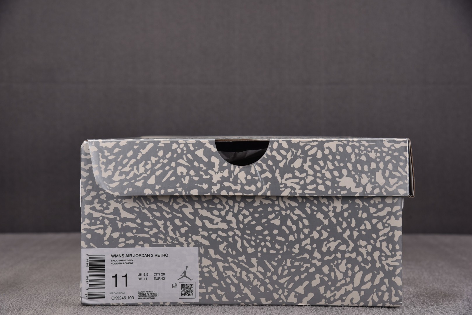 AJ3 尺码36-47.5

纯原版出品-WMNS Air Jordan 3 Retro Sail Ce