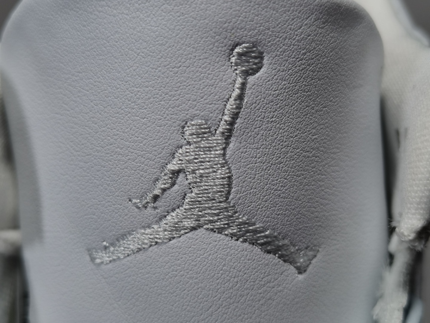  福利特价
【纯原：乔3】藤原浩黑白 闪电  Air jordan 3  X fragment，货号：D
