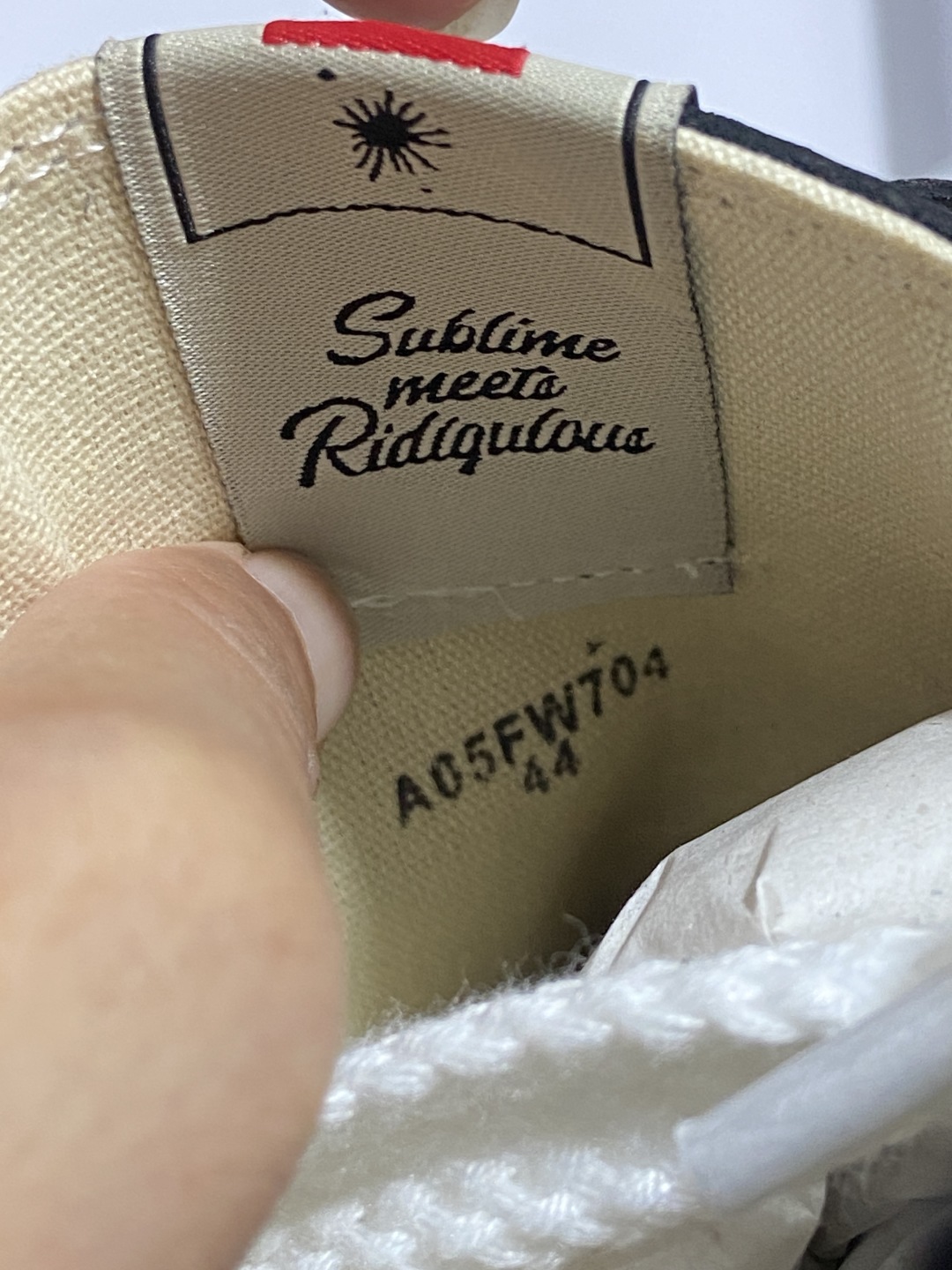 MMY 三原 尺码36-44

纯原版出品-MIHARA YASUHIRO Maison Hank OG