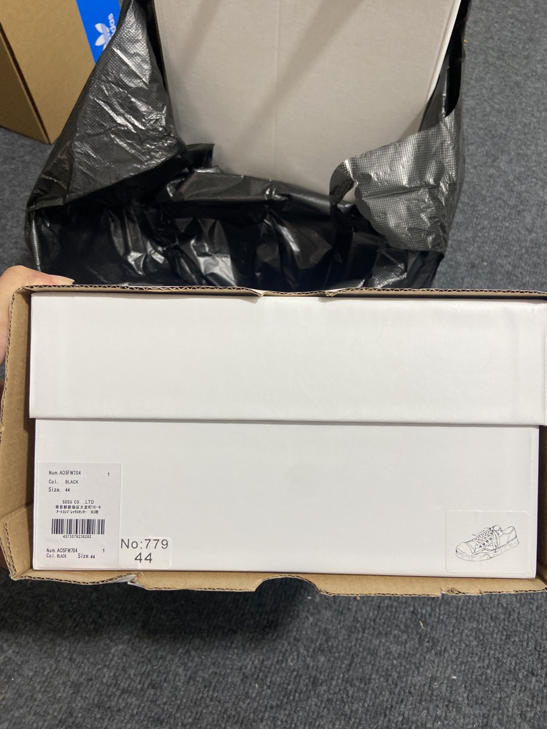 MMY 三原 尺码36-44

纯原版出品-MIHARA YASUHIRO Maison Hank OG