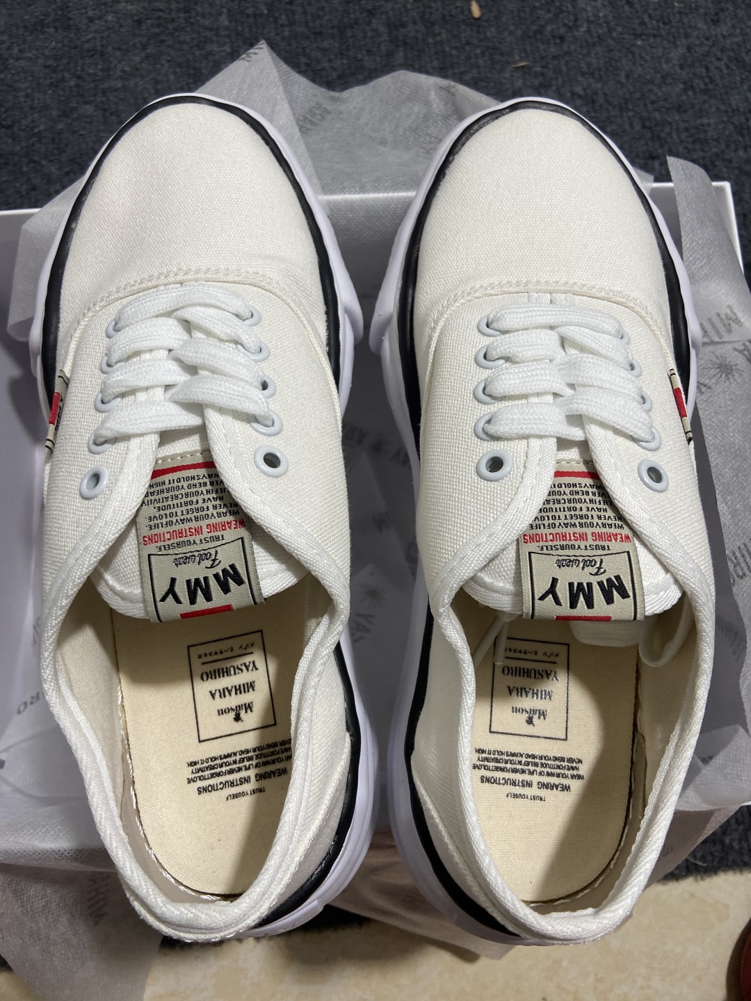 MMY 三原 尺码36-44

纯原版出品-MIHARA YASUHIRO Maison Hank OG