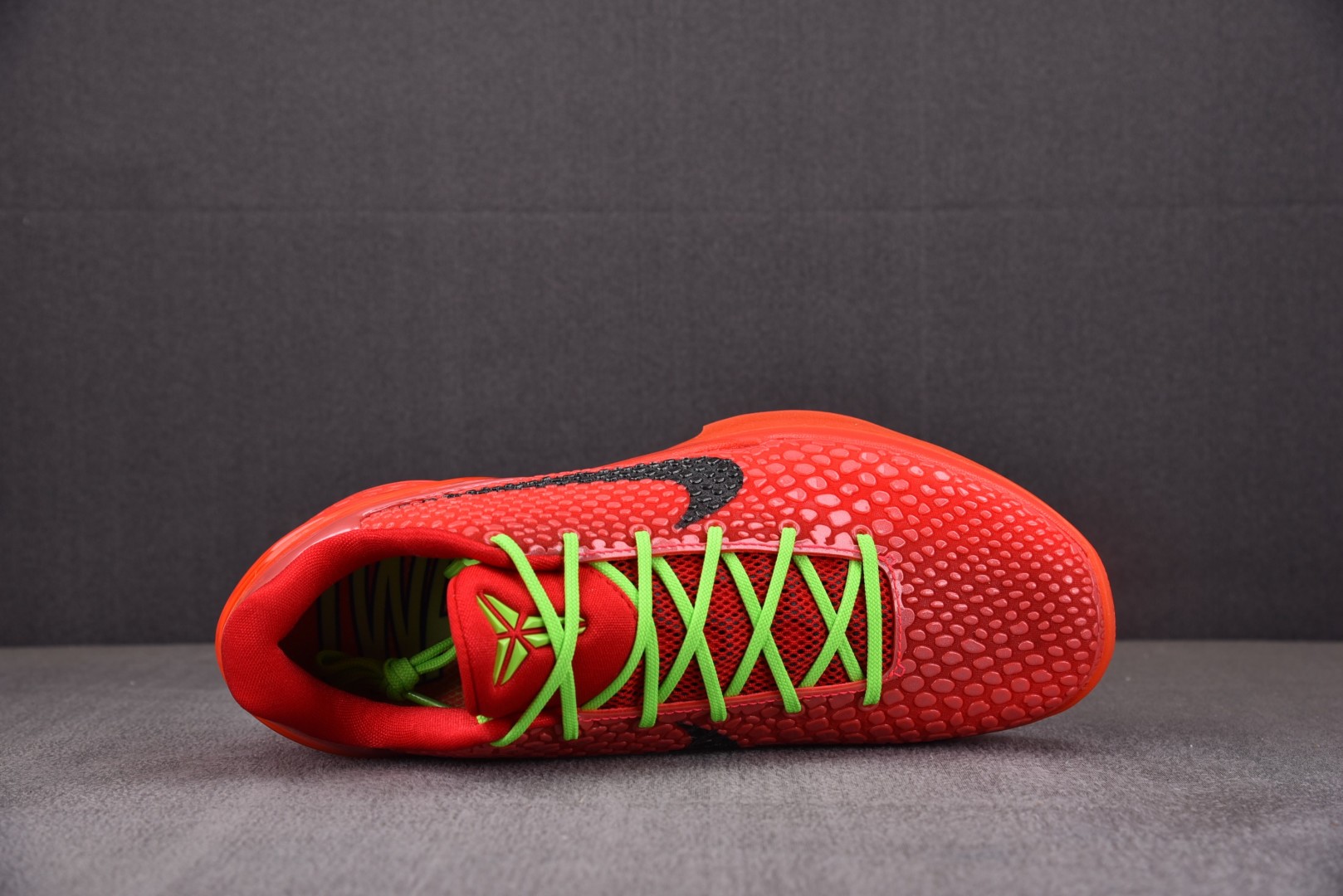 科比6 尺码40-50.5

纯原版出品-NK Kobe 6 Protro“Reverse Grinch