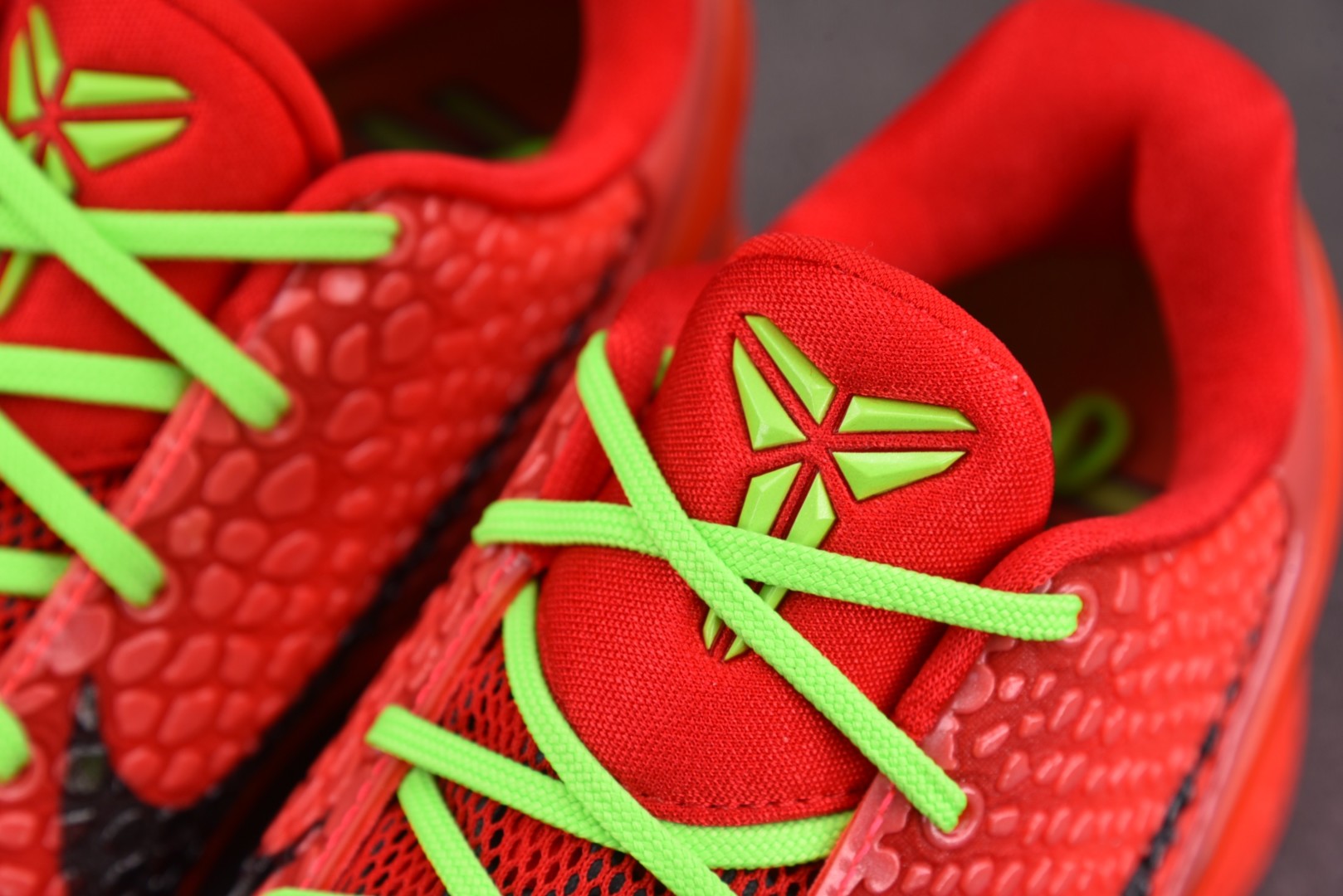 科比6 尺码40-50.5

纯原版出品-NK Kobe 6 Protro“Reverse Grinch