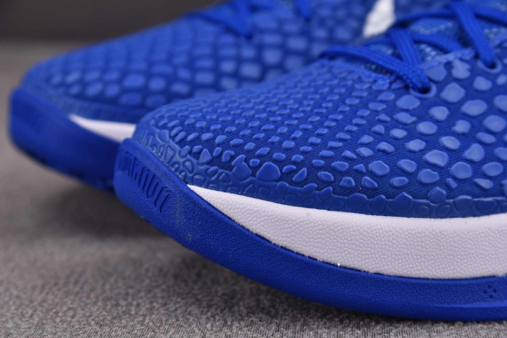 科比6 尺码40-50.5

纯原版出品-NK Zoom Kobe 6 Protro Dodgers 道