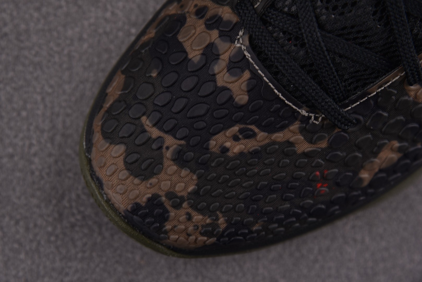科比6 尺码40-50.5

纯原版出品-NK Zoom Kobe 6 Protro“Italian C