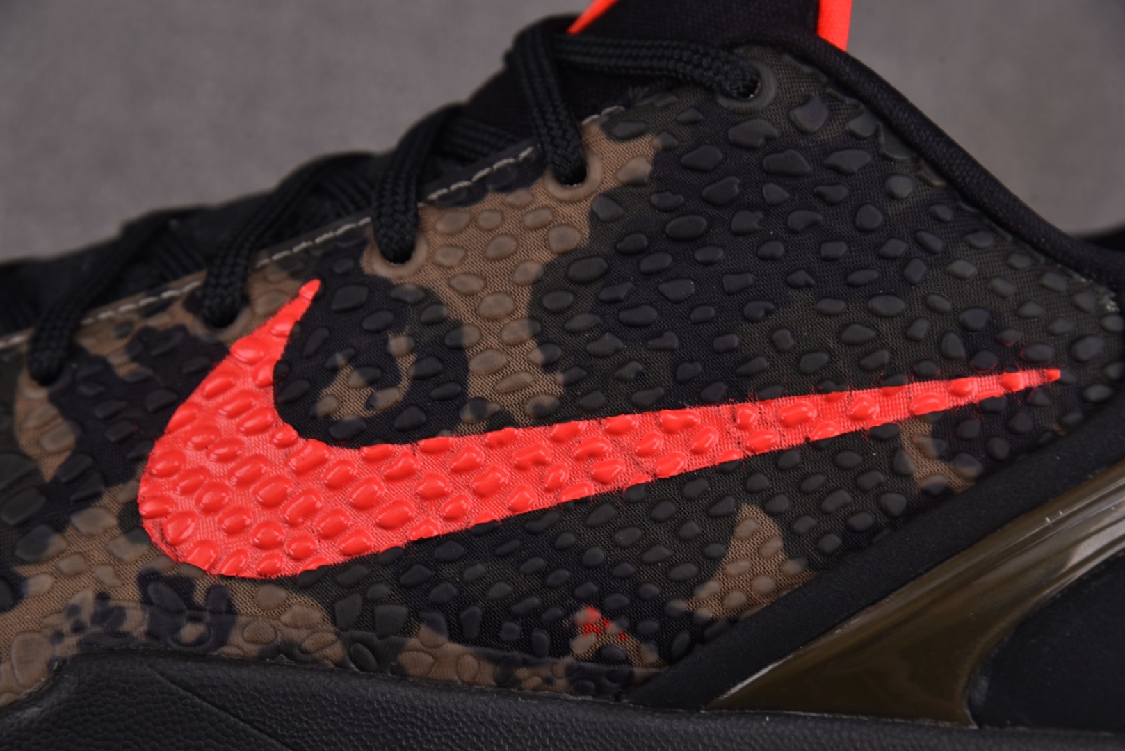 科比6 尺码40-50.5

纯原版出品-NK Zoom Kobe 6 Protro“Italian C