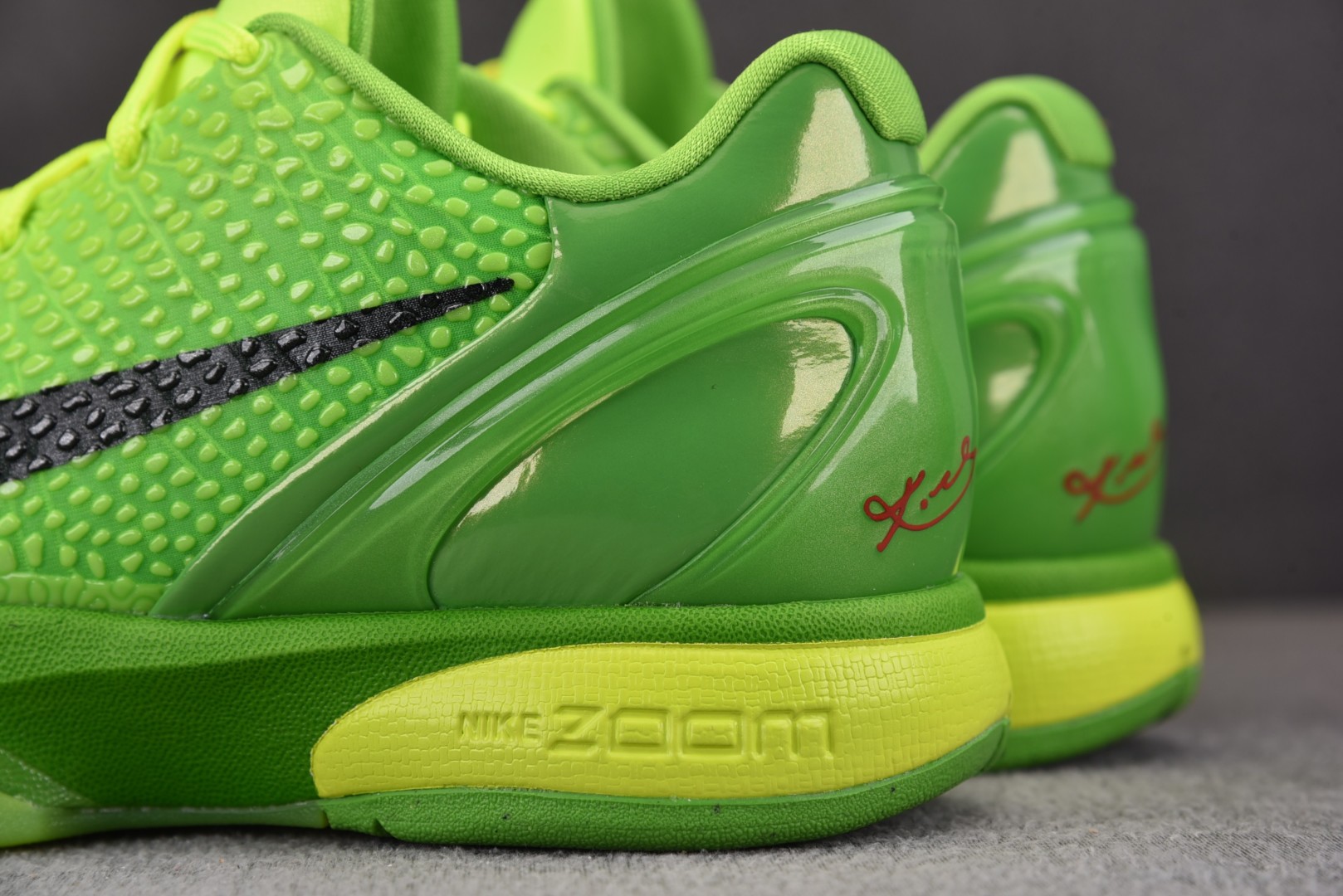 科比6 尺码40-50.5

纯原版出品-Zoom Kobe 6 ZK6 科比6 青蜂侠绿蛇圣诞 CW2