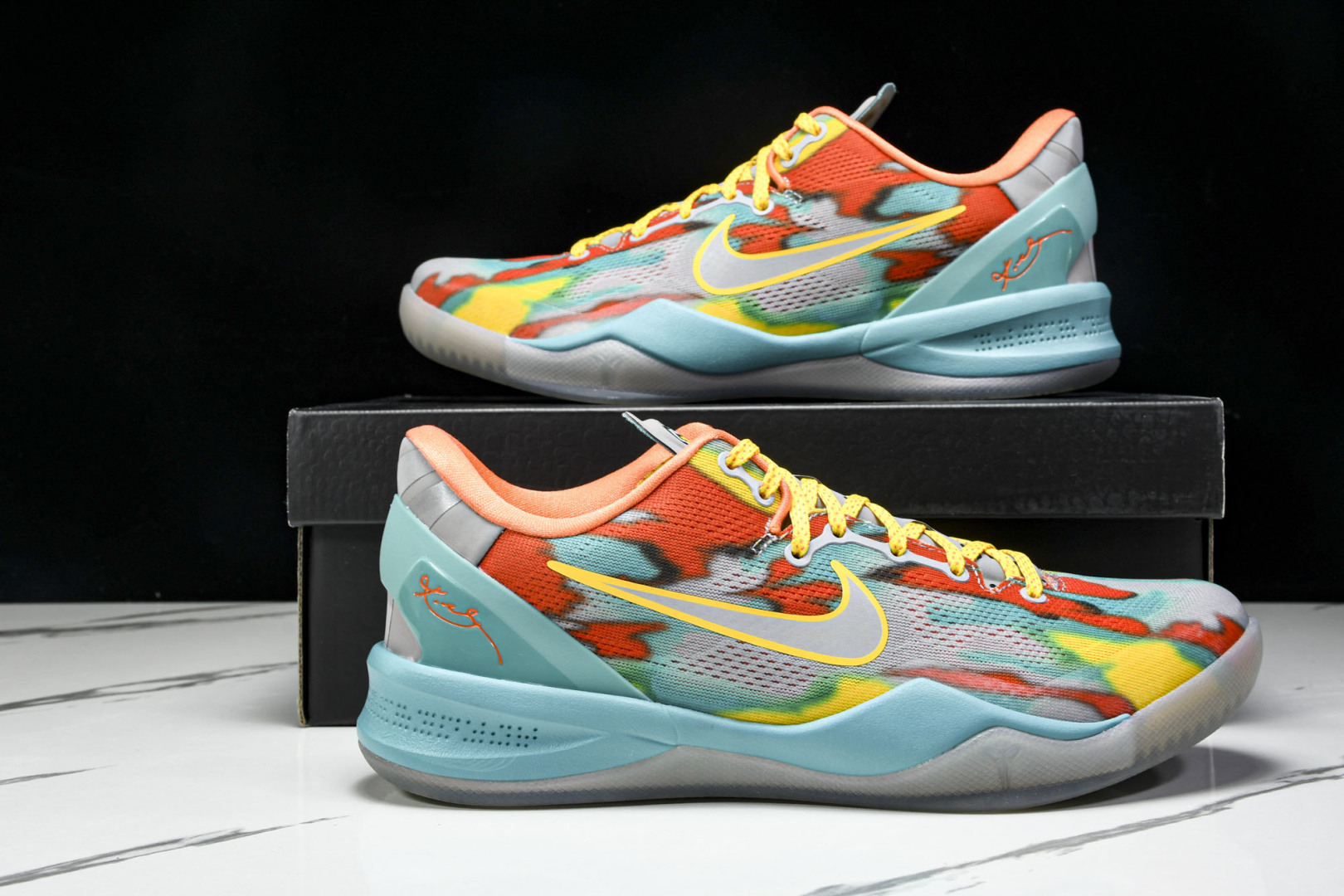 科比8 尺码40-50.5

纯原版出品-Kobe 8 Prtro“Venice Beach”2024 
