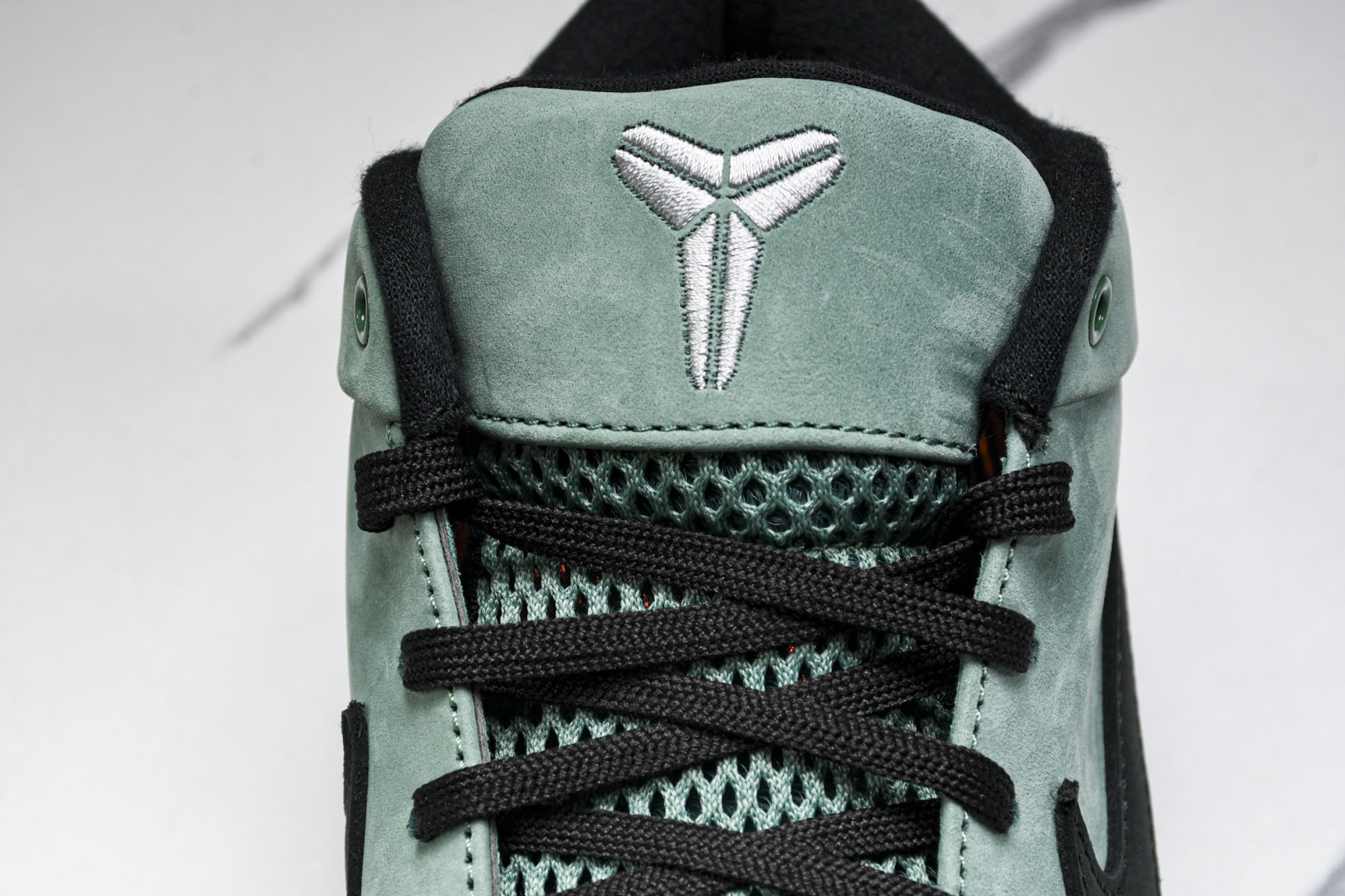 科比4 尺码40-50.5

纯原版出品-NK Zoom Kobe 4 Protro“Bicoastal