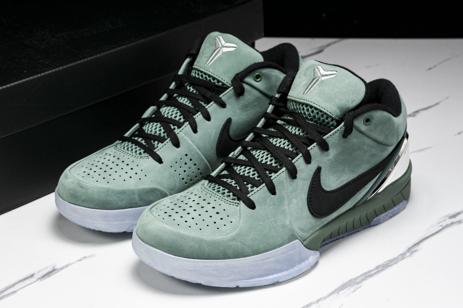 科比4 尺码40-50.5

纯原版出品-NK Zoom Kobe 4 Protro“Bicoastal