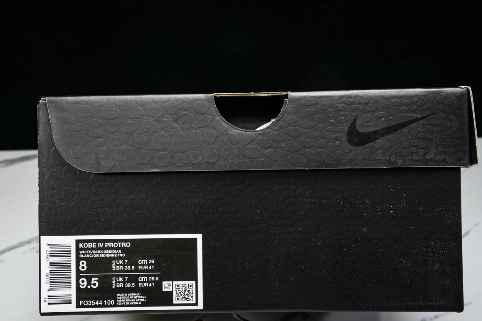 科比4 尺码40-50.5

纯原版出品-NK Zoom Kobe 4 Protro Gold Meda