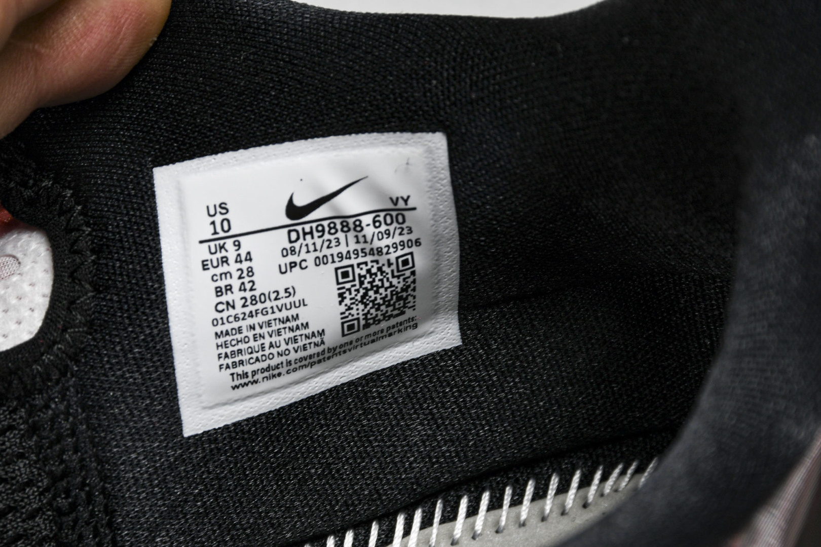 科比6 尺码40-50.5

纯原版出品-NK Kobe 6 Protro“All-Srar”科比6代 