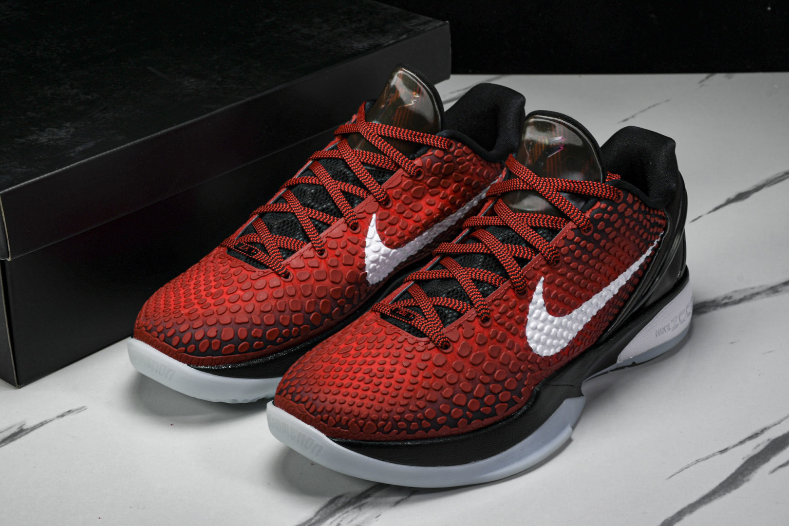 科比6 尺码40-50.5

纯原版出品-NK Kobe 6 Protro“All-Srar”科比6代 