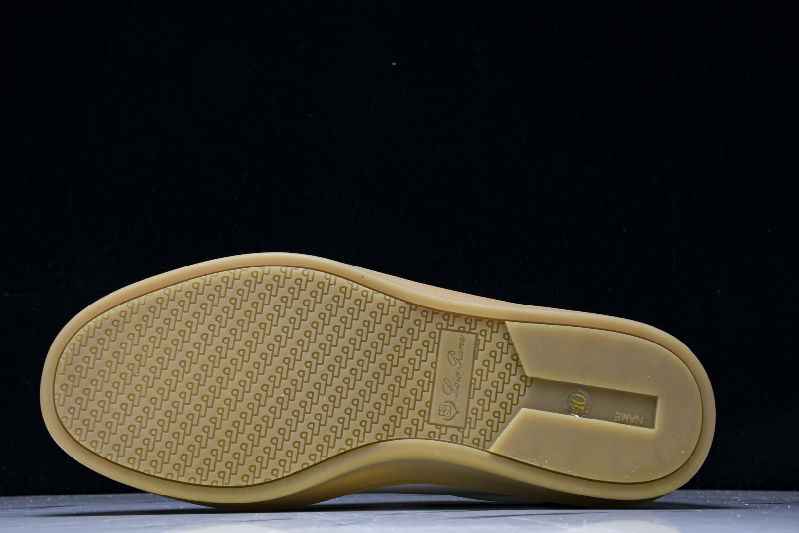 诺悠*翩雅 尺码39-45

纯原版出品-Loro Piana男士 Tennis Walk 绒面革低帮运