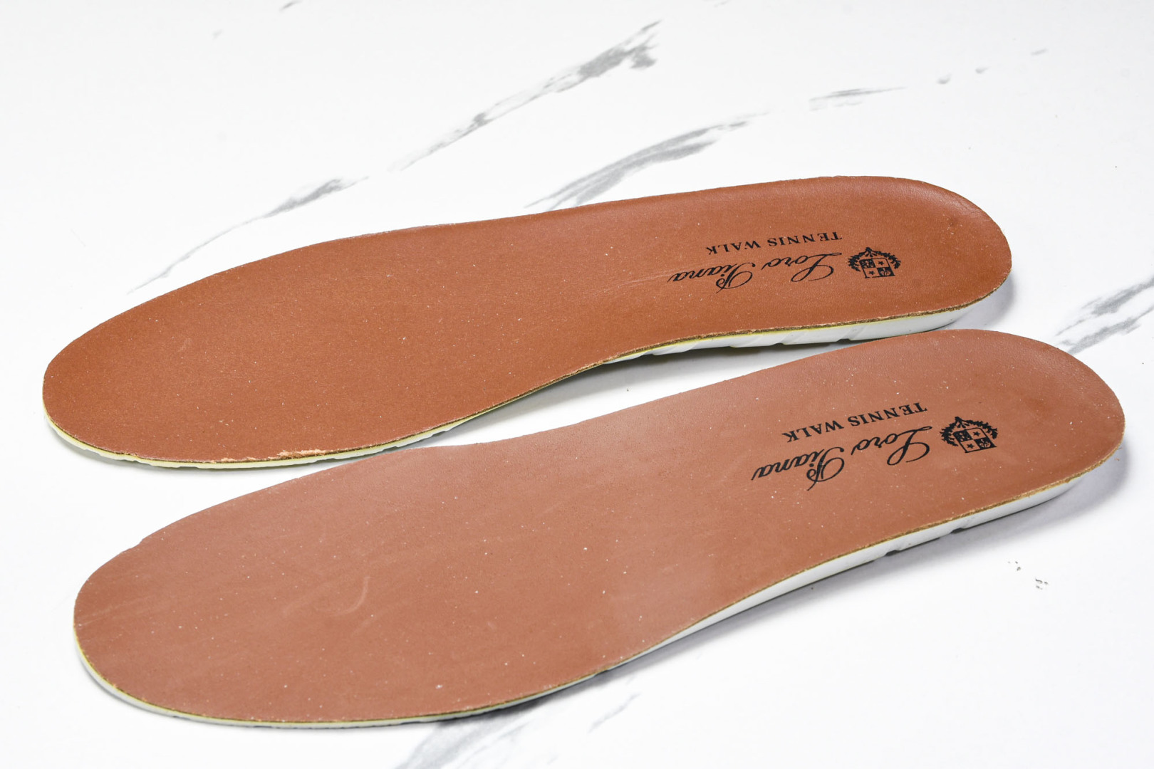诺悠*翩雅 尺码40-50.5

纯原版出品-Loro Piana男士 Tennis Walk 绒面革低