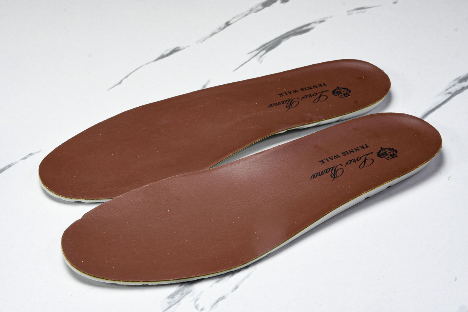 诺悠*翩雅 尺码39-45

纯原版出品-Loro Piana男士 Tennis Walk 绒面革低帮运