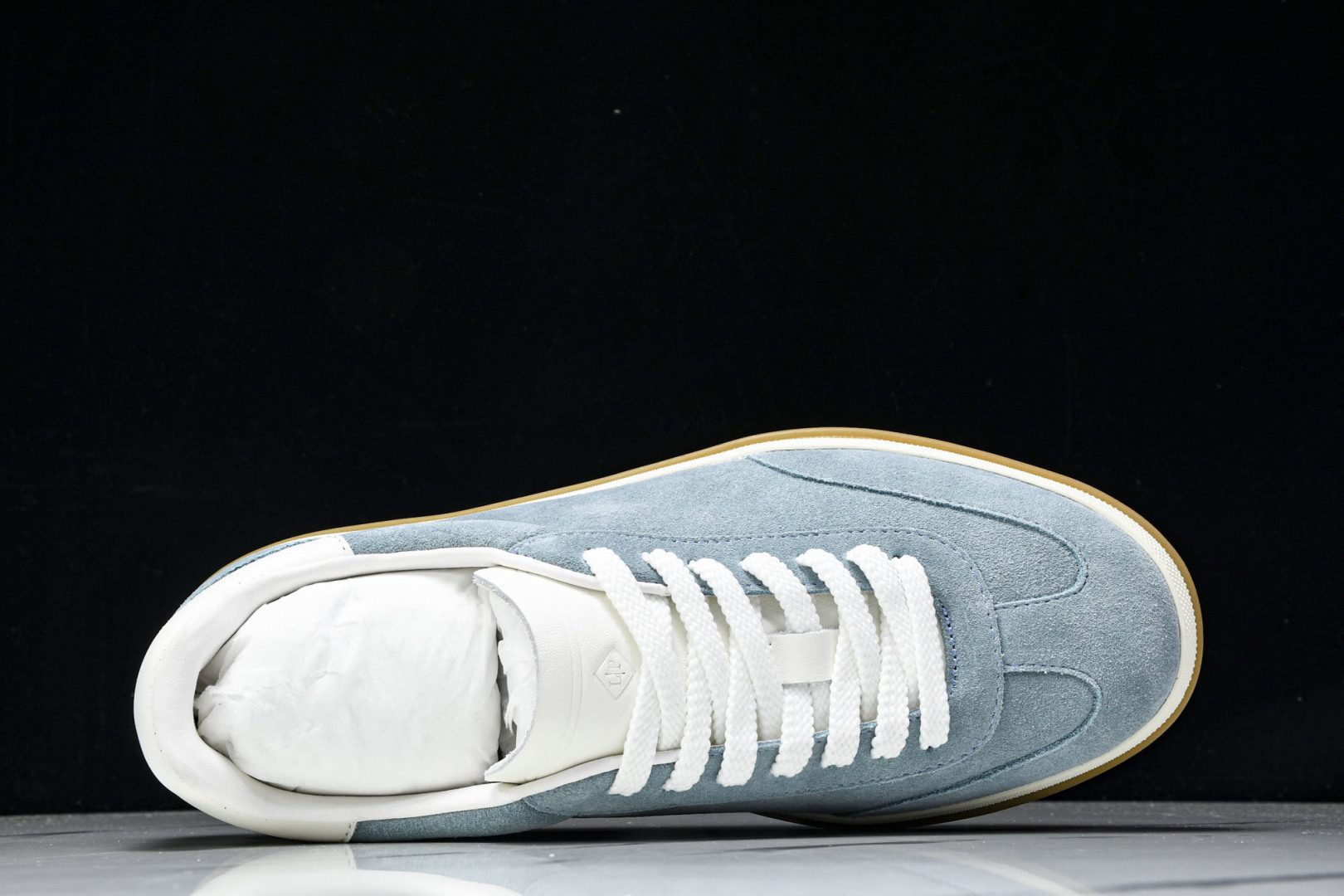 诺悠*翩雅 尺码39-45

纯原版出品-Loro Piana男士 Tennis Walk 绒面革低帮运