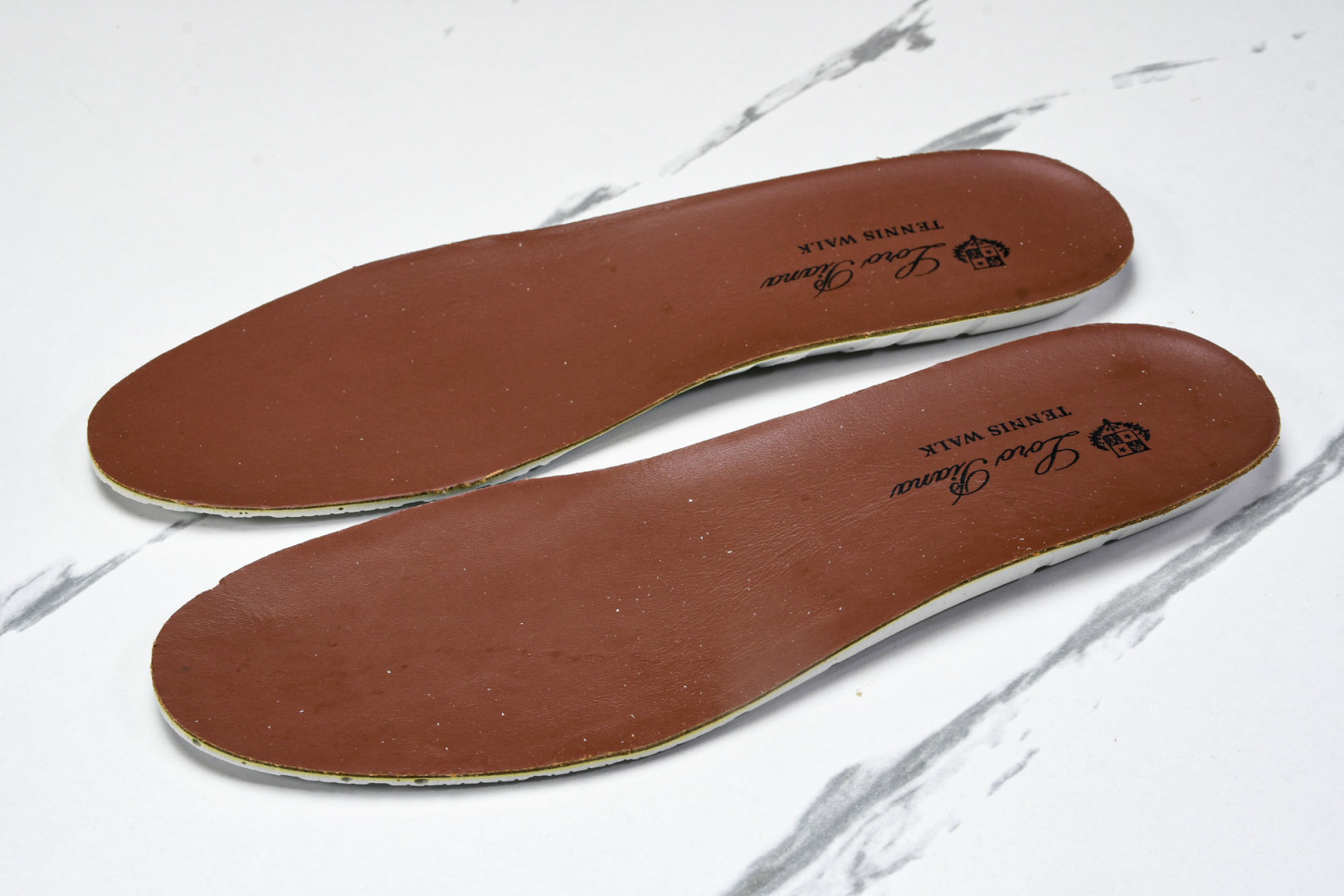 诺悠*翩雅 尺码39-45

纯原版出品-Loro Piana男士 Tennis Walk 绒面革低帮运