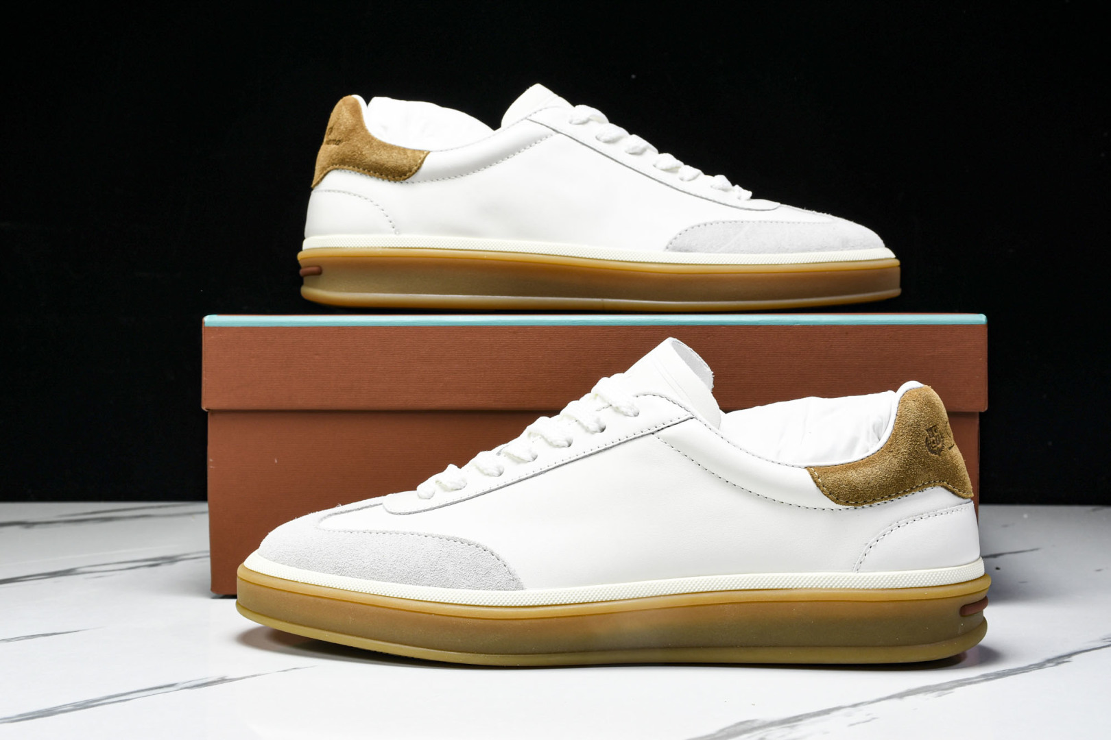 诺悠*翩雅 尺码39-45

纯原版出品-Loro Piana男士 Tennis Walk 绒面革低帮运