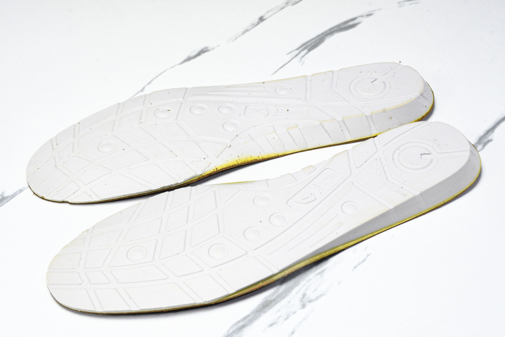诺悠*翩雅 尺码39-45

纯原版出品-Loro Piana男士 Tennis Walk 绒面革低帮运