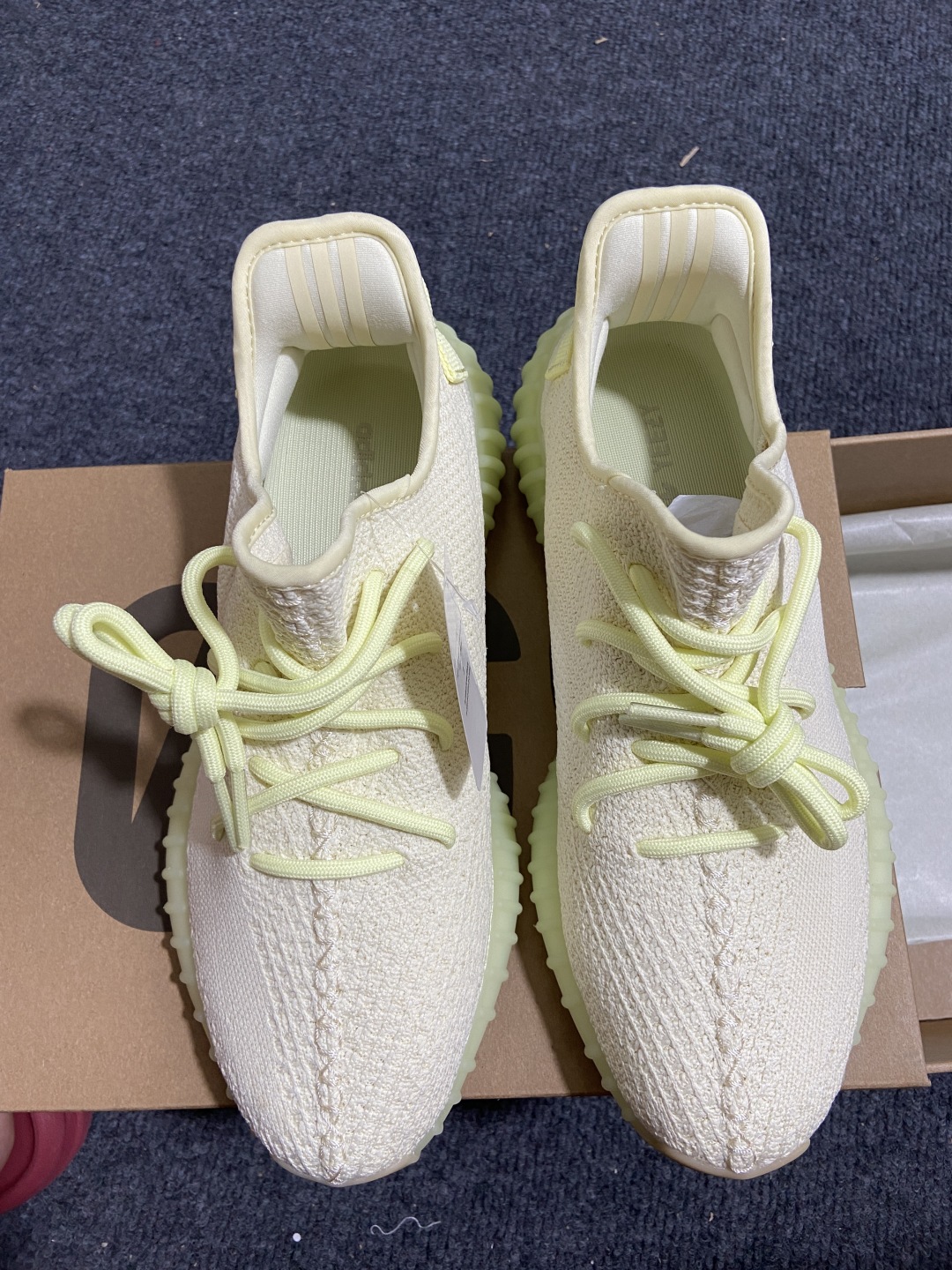 Yeezy黄油 尺码36-48

纯原版出品-Yeezy Boost 350 V2  Butter 黄油