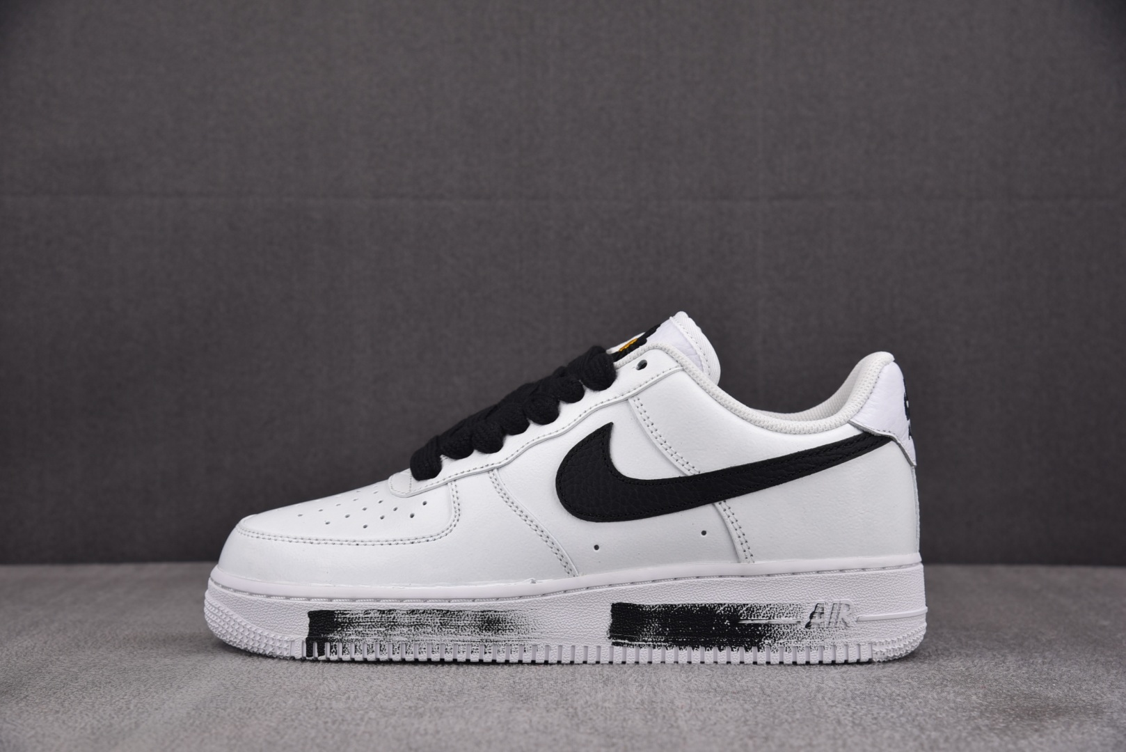 AF1 尺码36-46

纯原版出品-Air Force 1 Low G-Dragon Peacemin