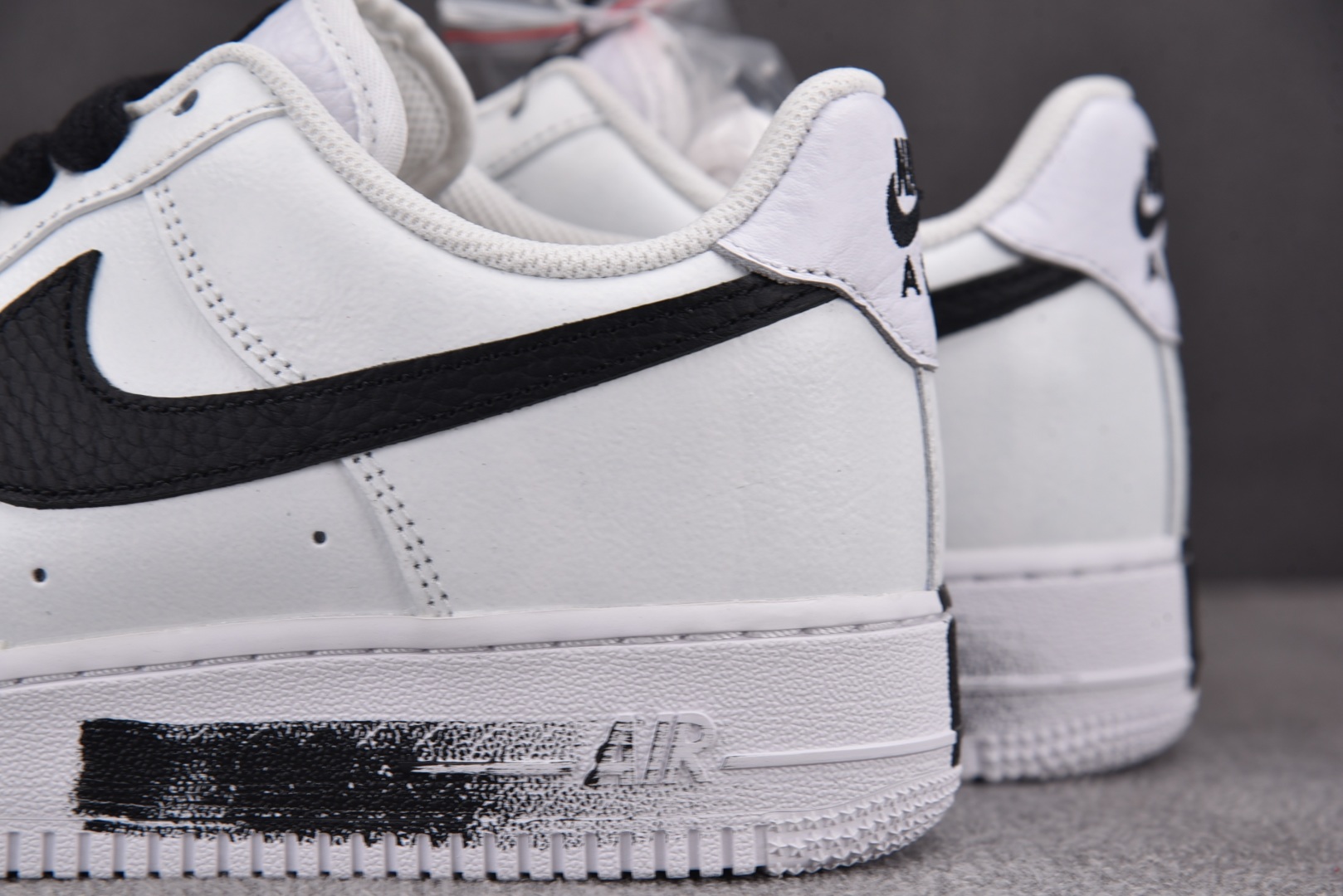 AF1 尺码36-46

纯原版出品-Air Force 1 Low G-Dragon Peacemin