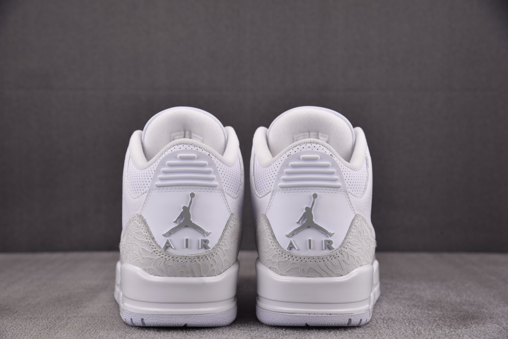 AJ3 尺码40-47.5

纯原版出品-Air Jordan 3 Retro Pure Money (