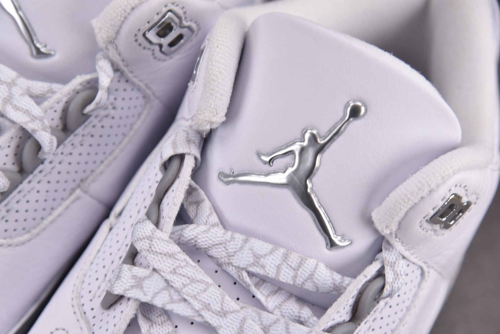 AJ3 尺码40-47.5

纯原版出品-Air Jordan 3 Retro Pure Money (