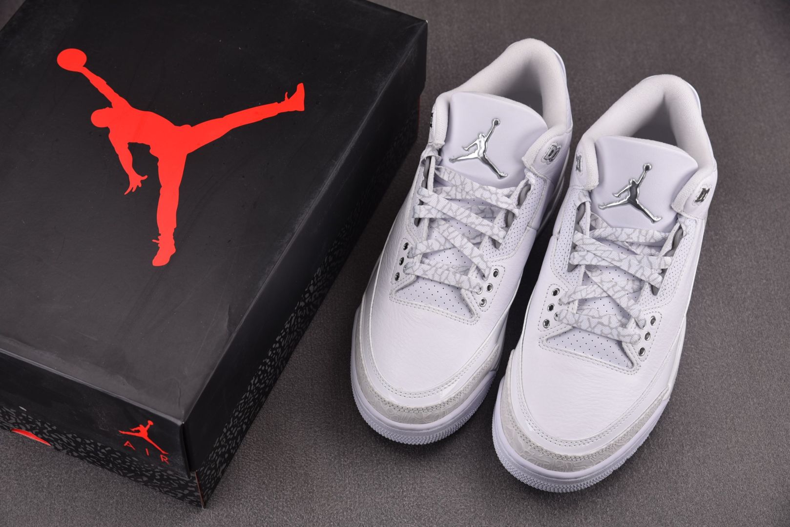 AJ3 尺码40-47.5

纯原版出品-Air Jordan 3 Retro Pure Money (
