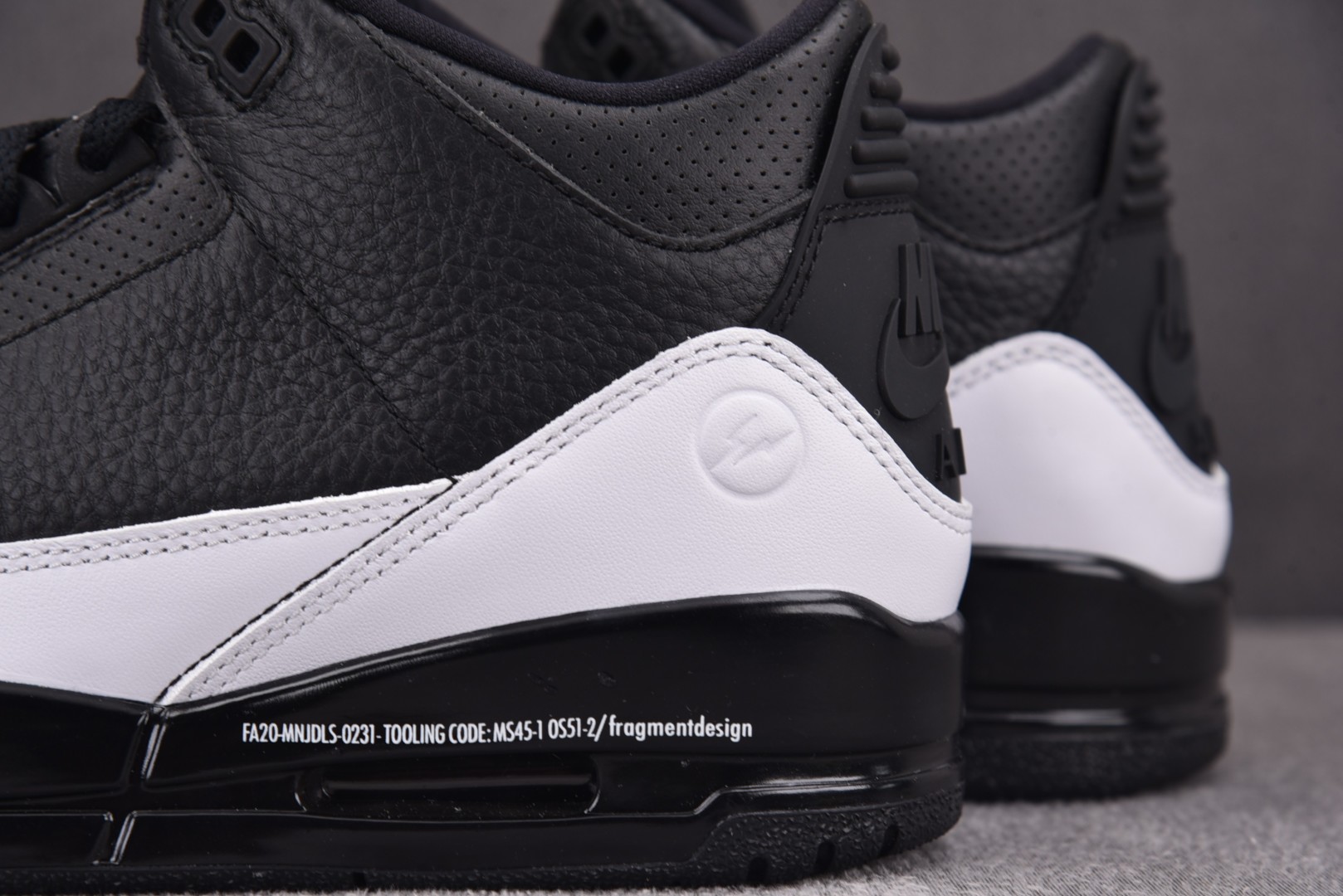 AJ3 尺码40-48.5

纯原版出品-Fragment Design x Air Jordan 3 