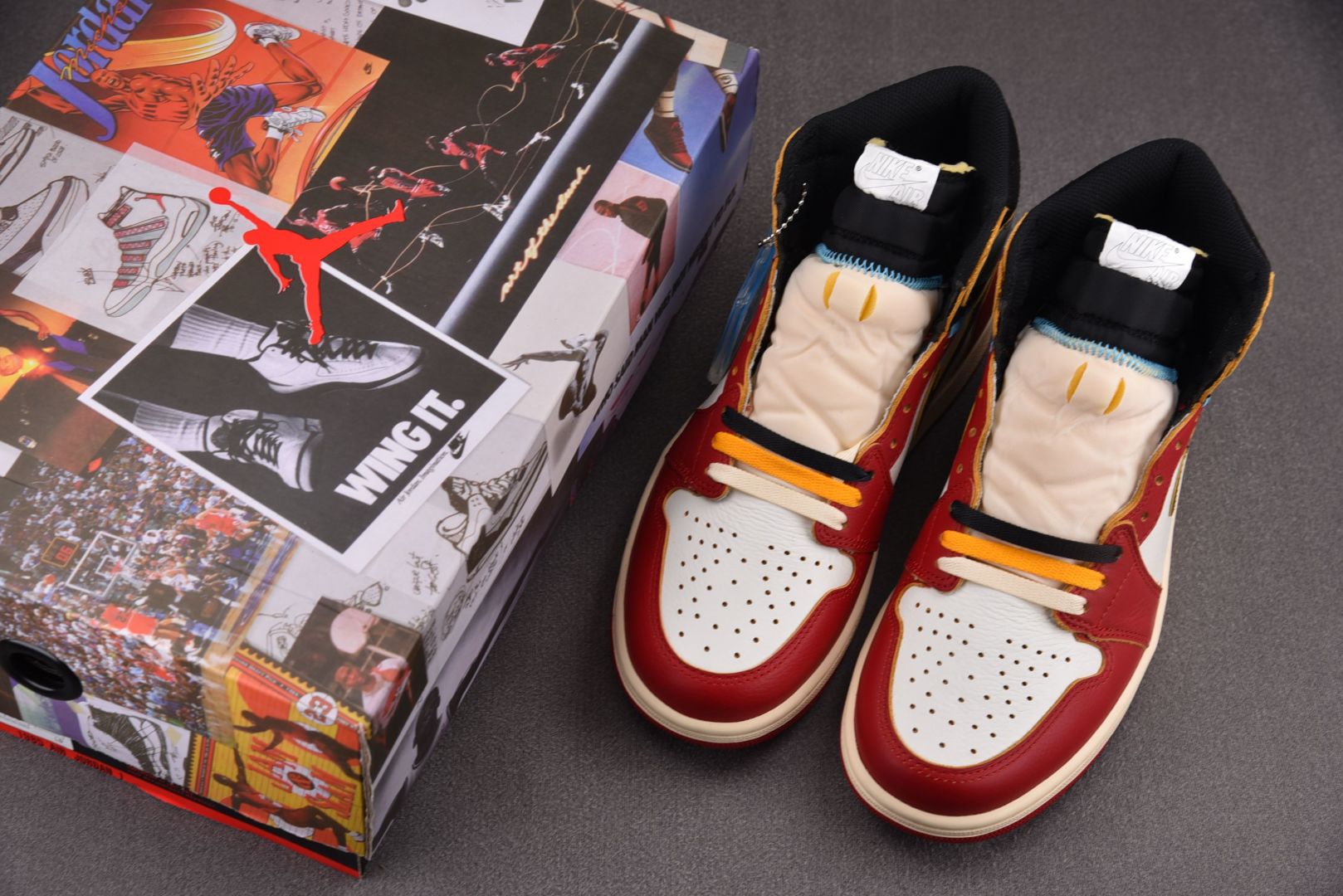 AJ1高帮 尺码40-48.5

纯原版出品-Union LA x Air Jordan Air 1 R