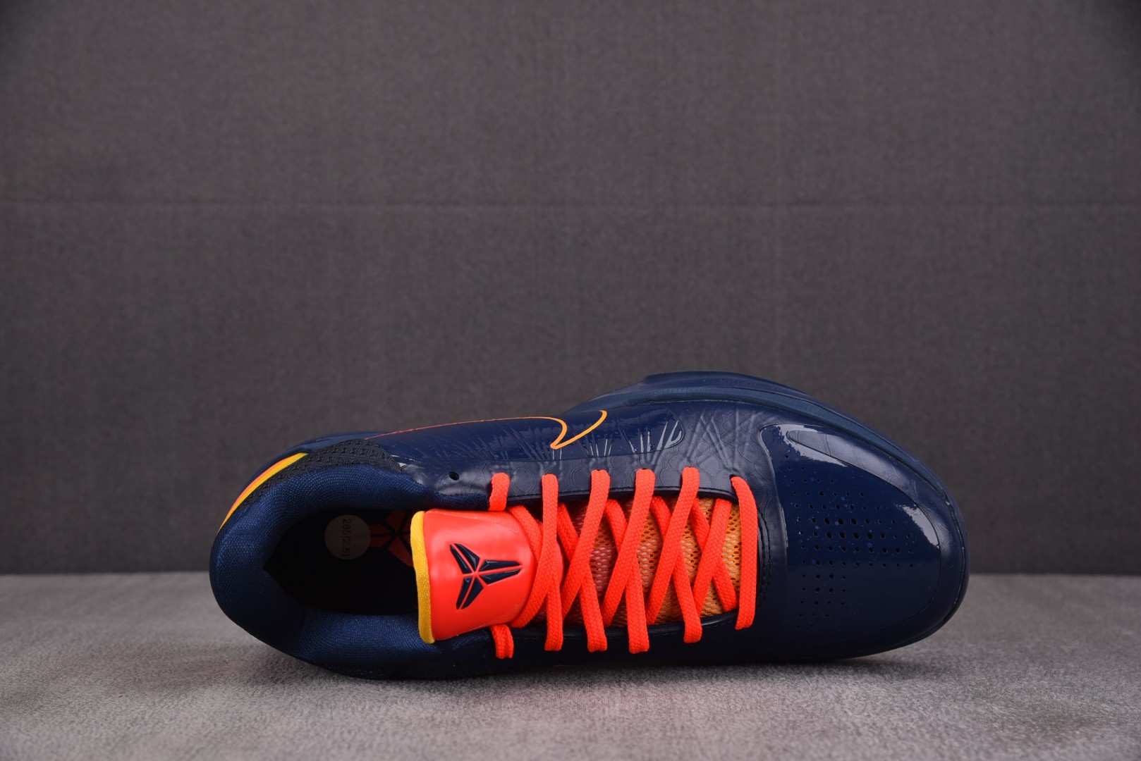 Kobe5 尺码40-48.5

纯原版出品-Caitlin Clark x NK Zoom 科比Kob