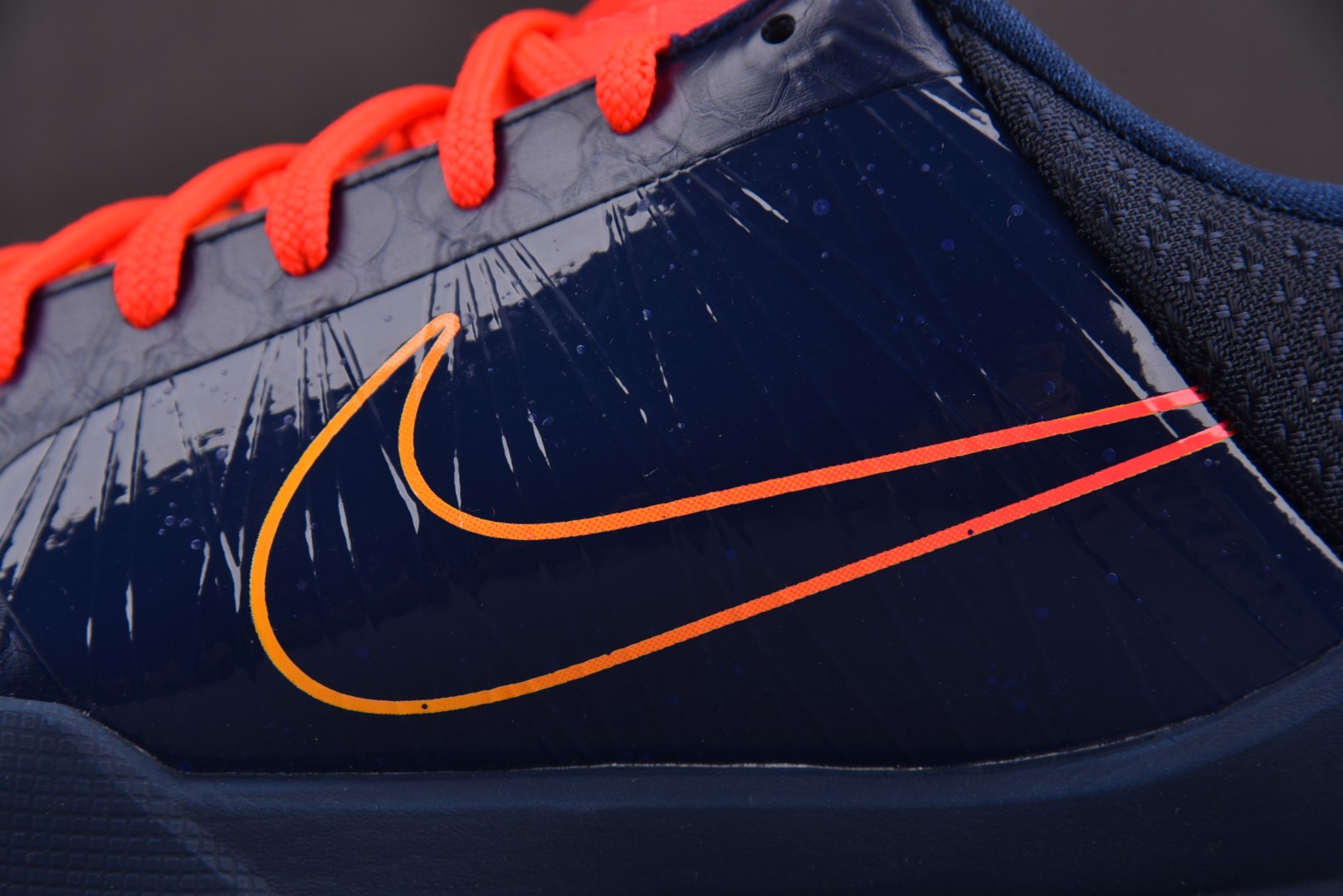 Kobe5 尺码40-48.5

纯原版出品-Caitlin Clark x NK Zoom 科比Kob