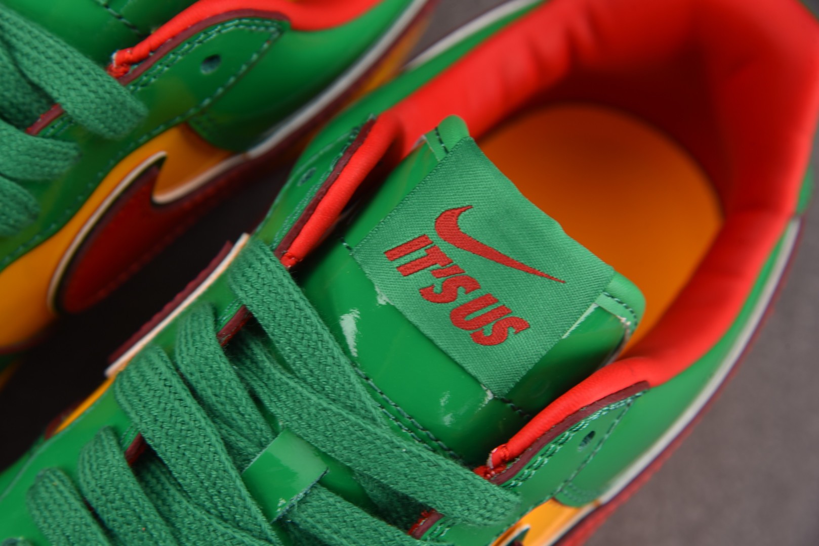 AF1空军 尺码40-47.5

纯原版出品-NK Air Force 1 Low Lil Yachty