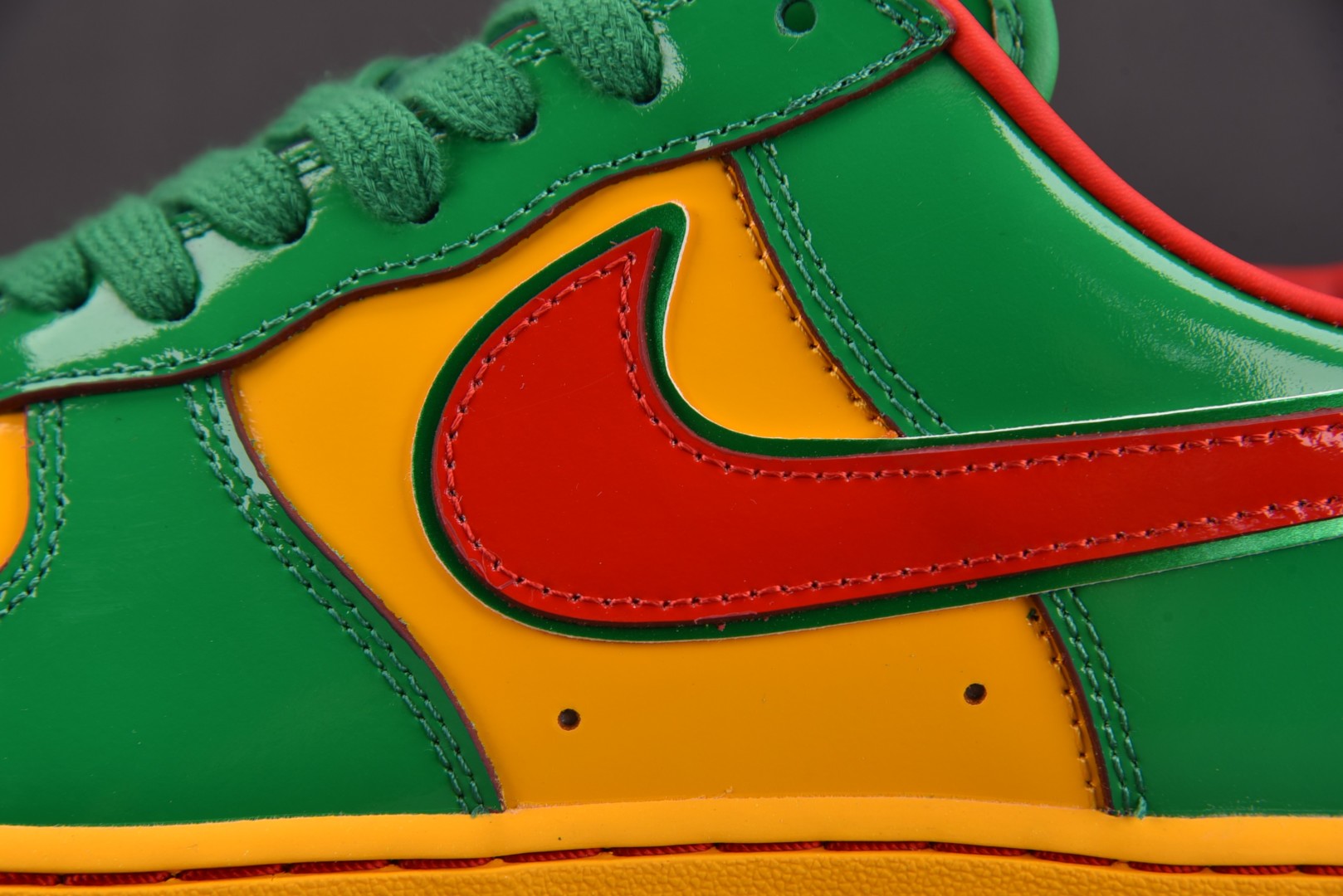 AF1空军 尺码40-47.5

纯原版出品-NK Air Force 1 Low Lil Yachty