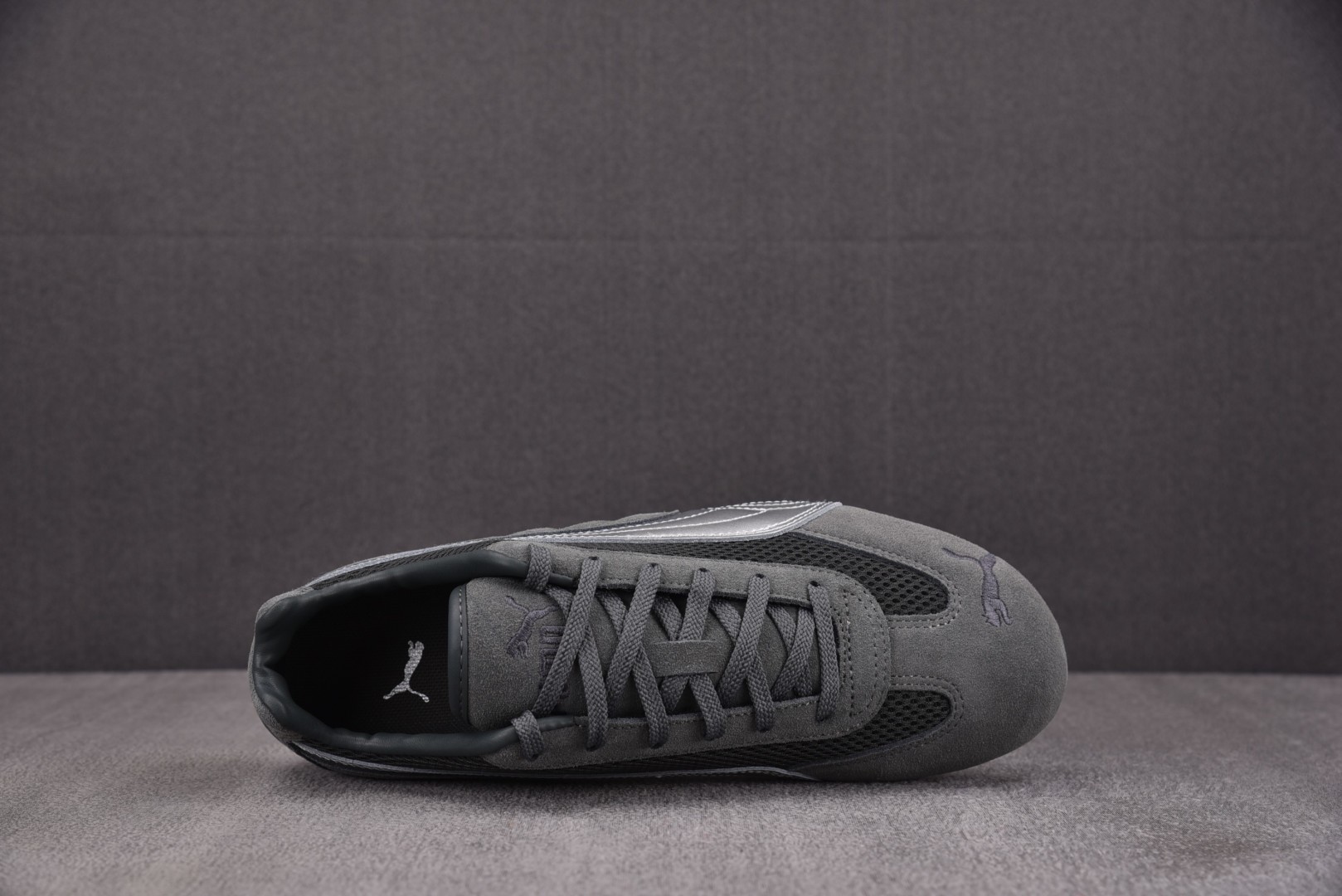 彪马 尺码36-45

纯原版出品-Puma SPeedcat Premium Shadow Grey 