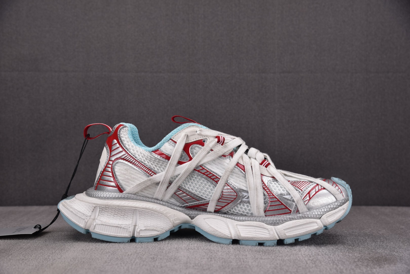 巴黎 尺码36-45

纯原版出品-Balenciaga 3XL Extreme Laces B 绑带金