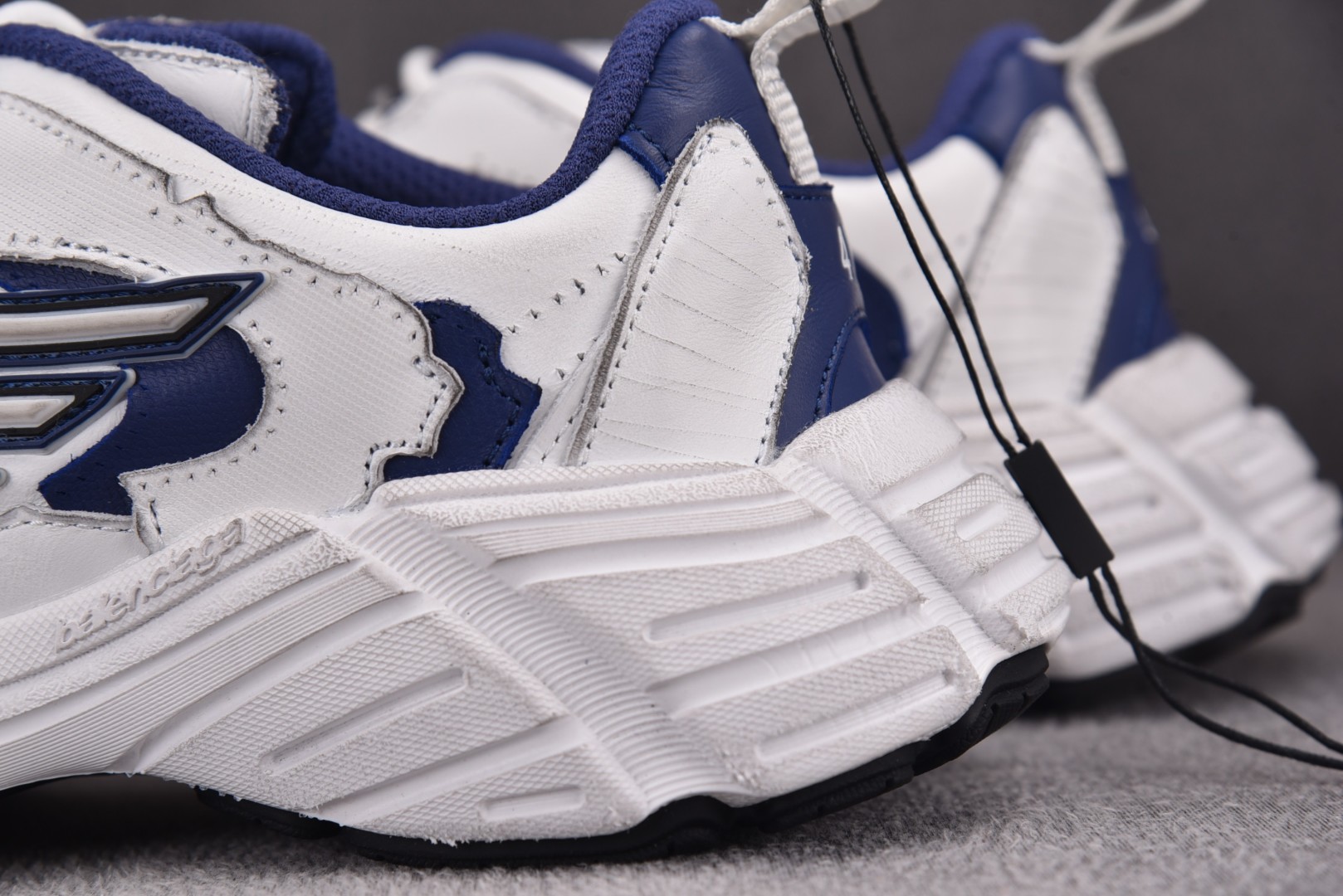 巴黎 尺码36-45

纯原版出品-Balenciaga Monday Navy White 海军蓝白 