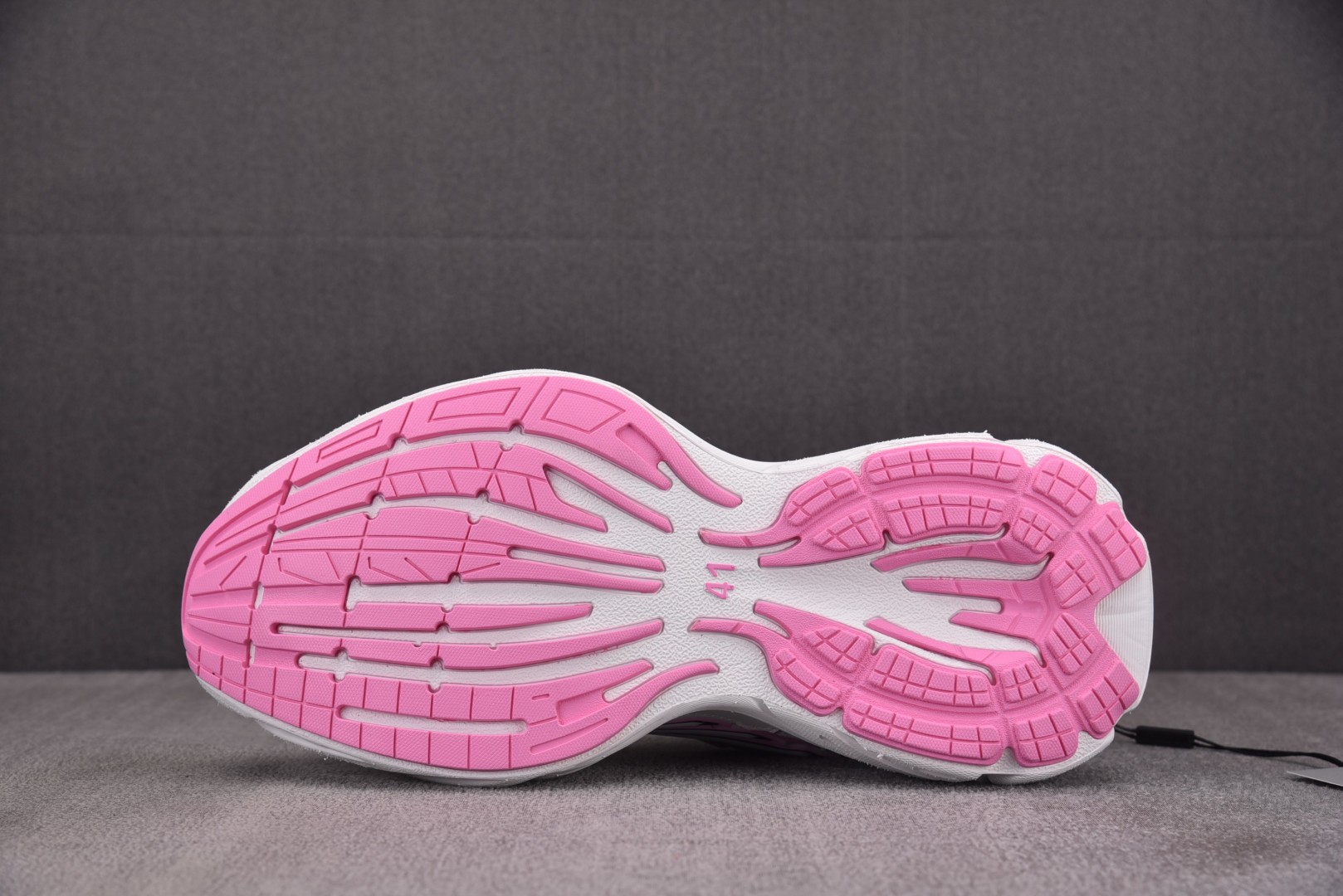 巴黎 尺码36-45

纯原版出品-Balenciaga Monday Pink White 粉白 YZ